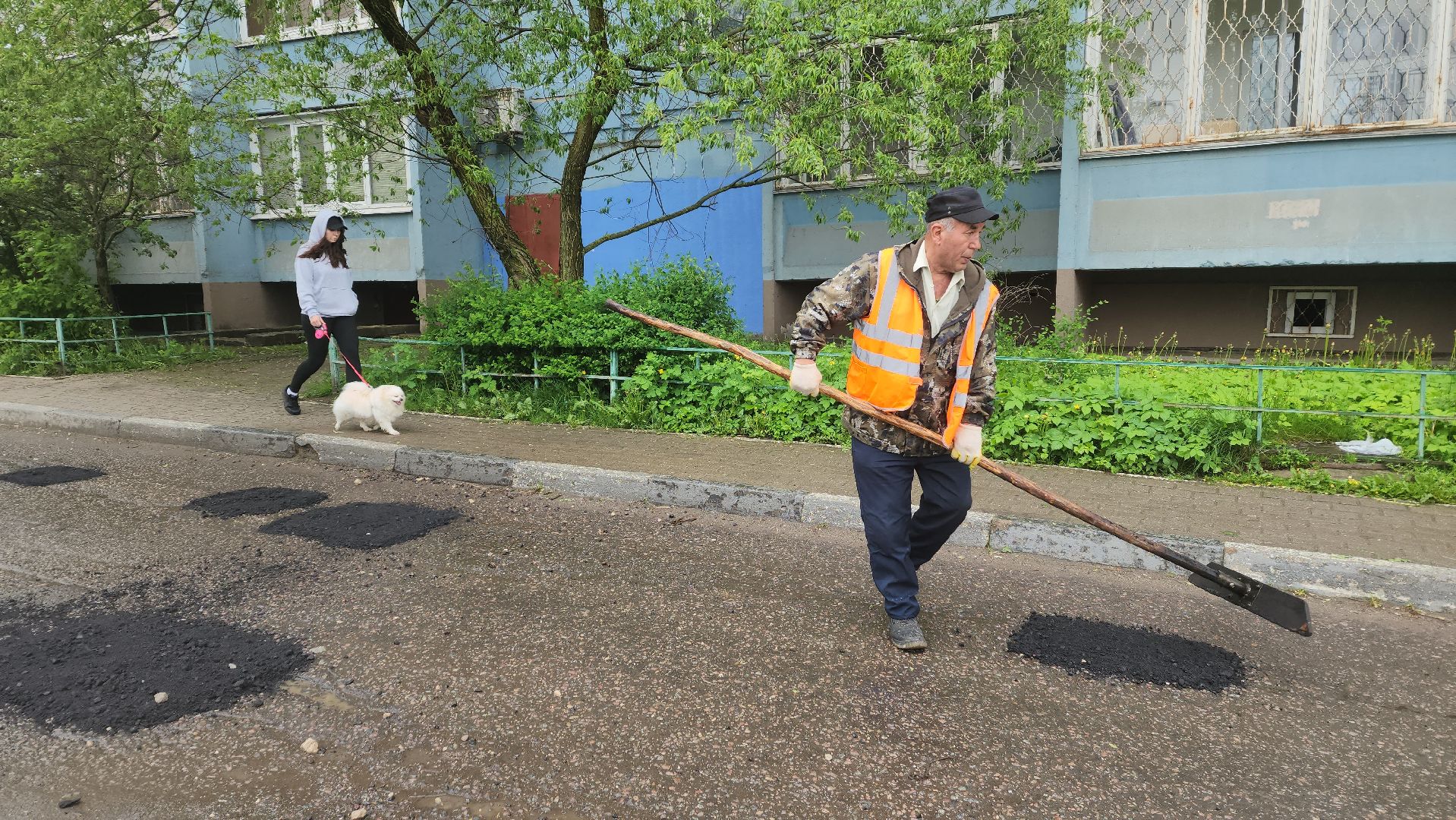 ивантеевка, коммунальная служба, ямочный ремонт, асфальтовое покрытие, спецтехника, ремонт дорог,