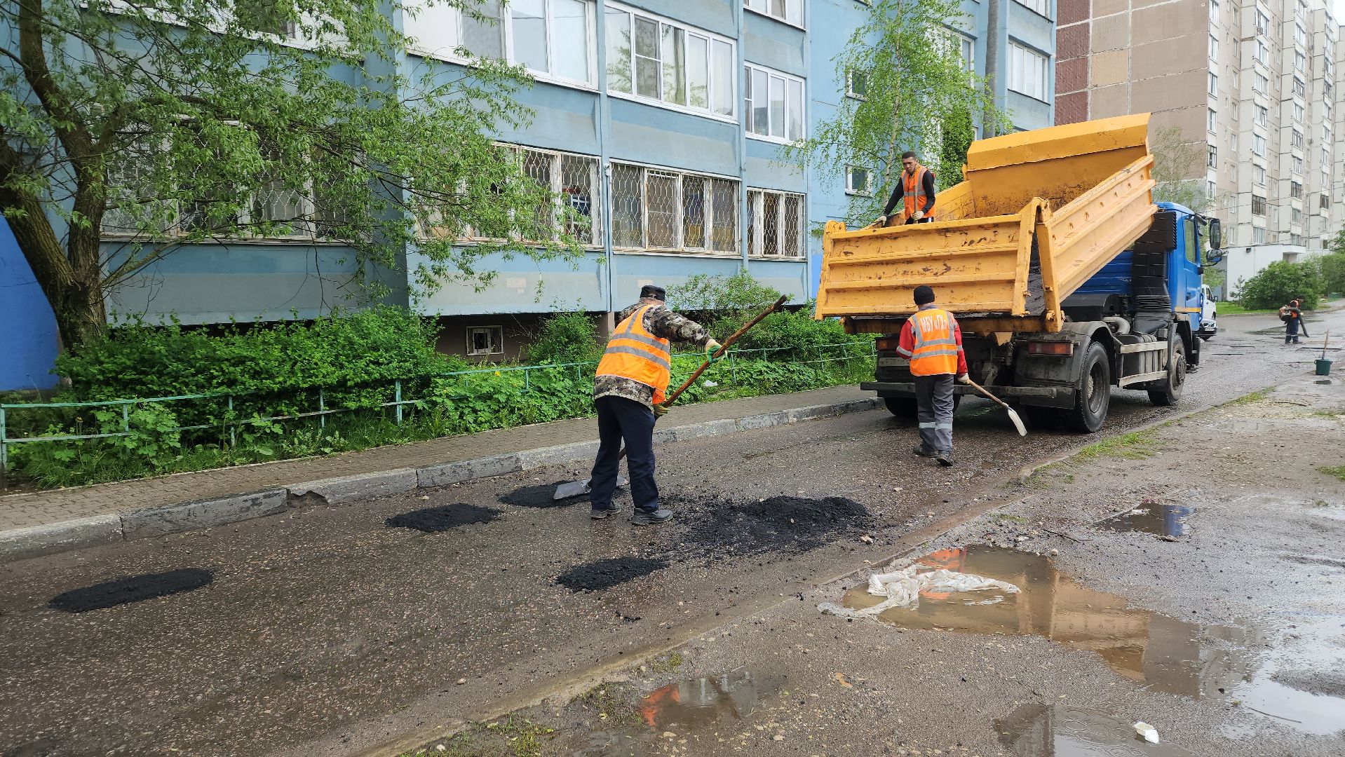 ивантеевка, коммунальная служба, ямочный ремонт, асфальтовое покрытие, спецтехника, ремонт дорог,