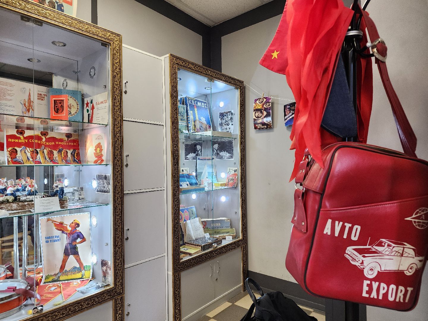 сергиев посад, музей частных коллекций, день пионерии, пионеры,