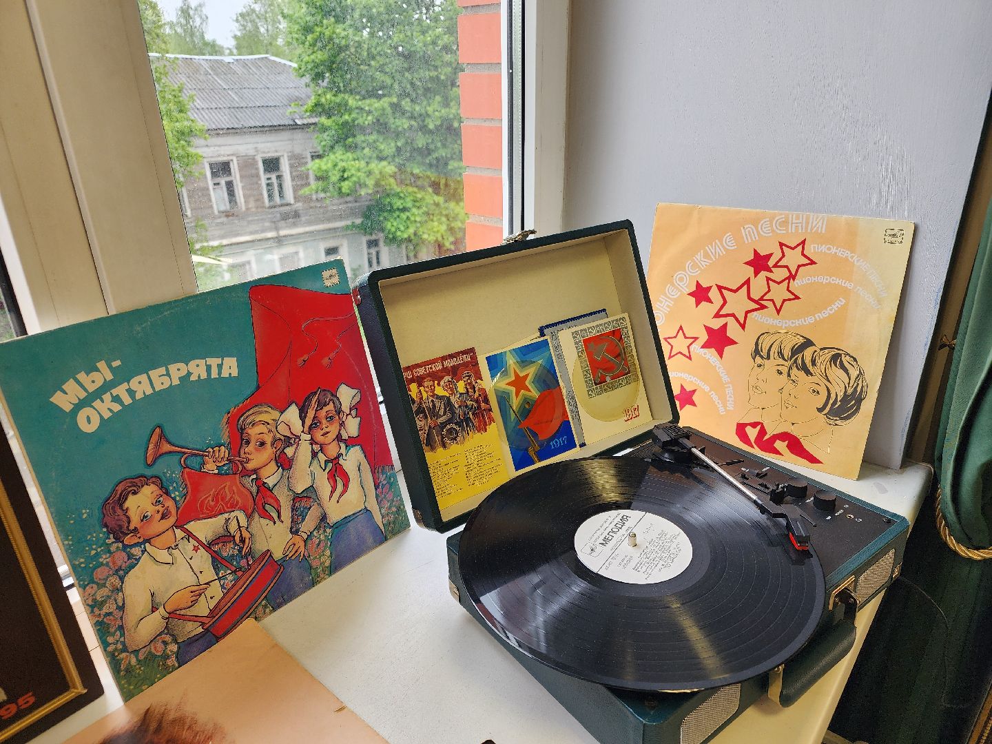 сергиев посад, музей частных коллекций, день пионерии, пионеры,