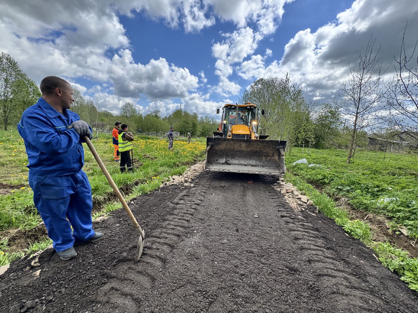 шаховская, асфальтная крошка, коммунальная служба,ремонт дорог,