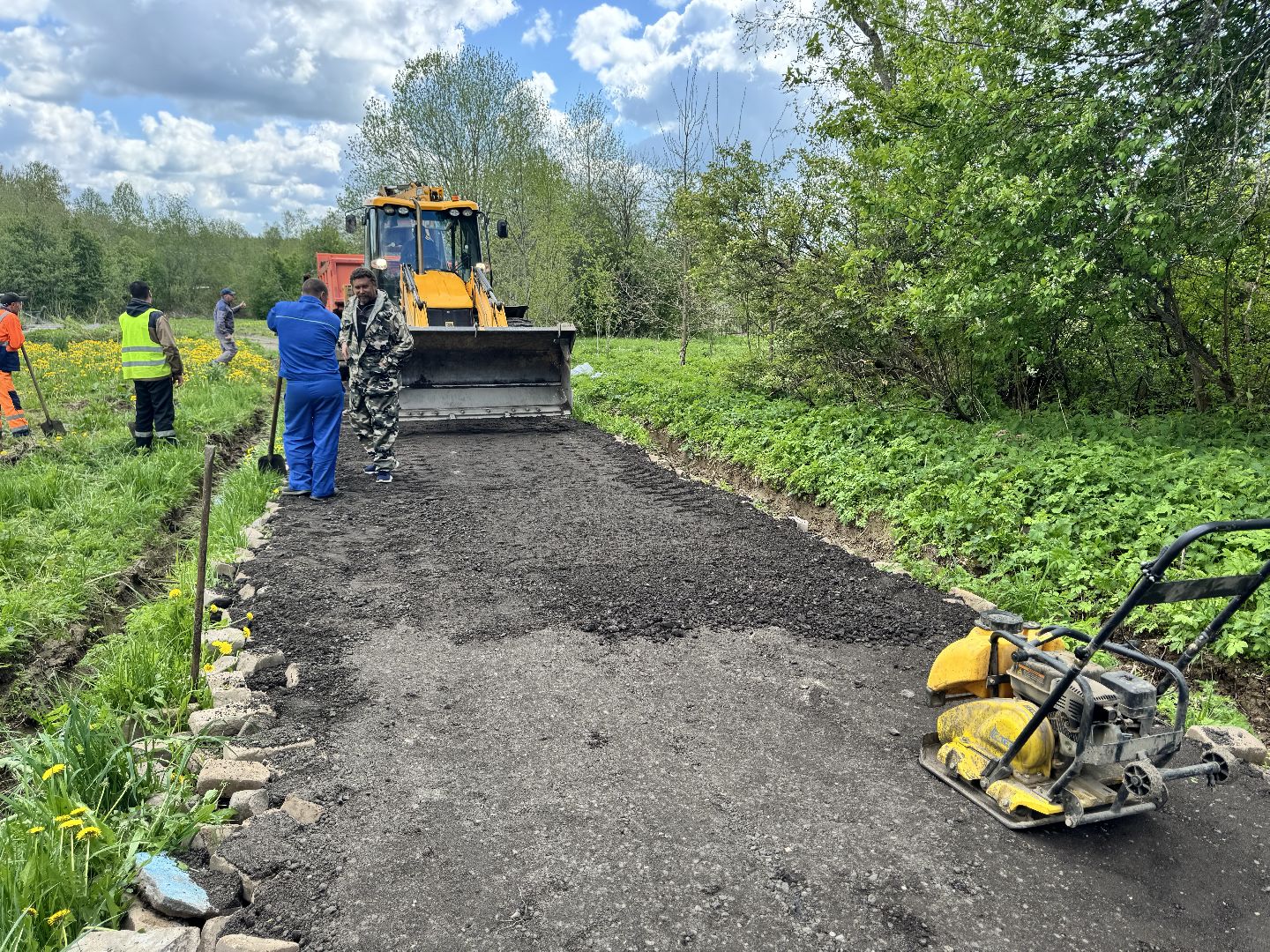 шаховская, асфальтная крошка, коммунальная служба,ремонт дорог,