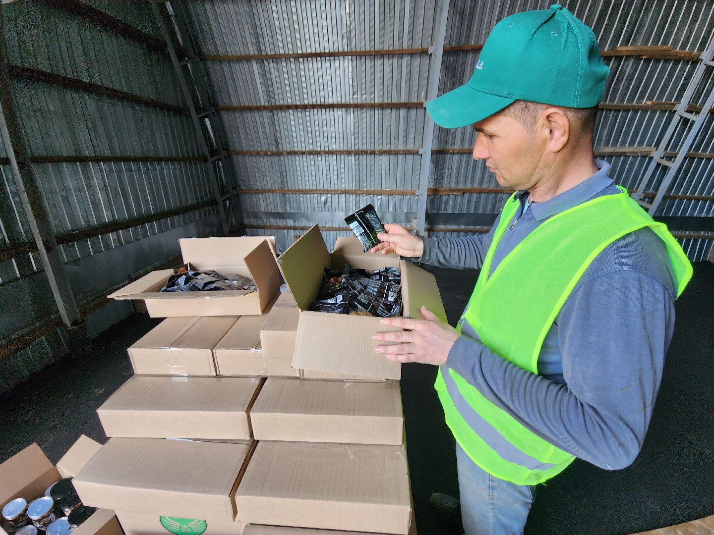 чехов, улица литейная, компания орбита, кондитерское производство, продукты здорового питания, орехи и сухофрукты, новая линейка продукции, финики с миндалем в глазури, вкус карамели, белый молочный темный шоколад,