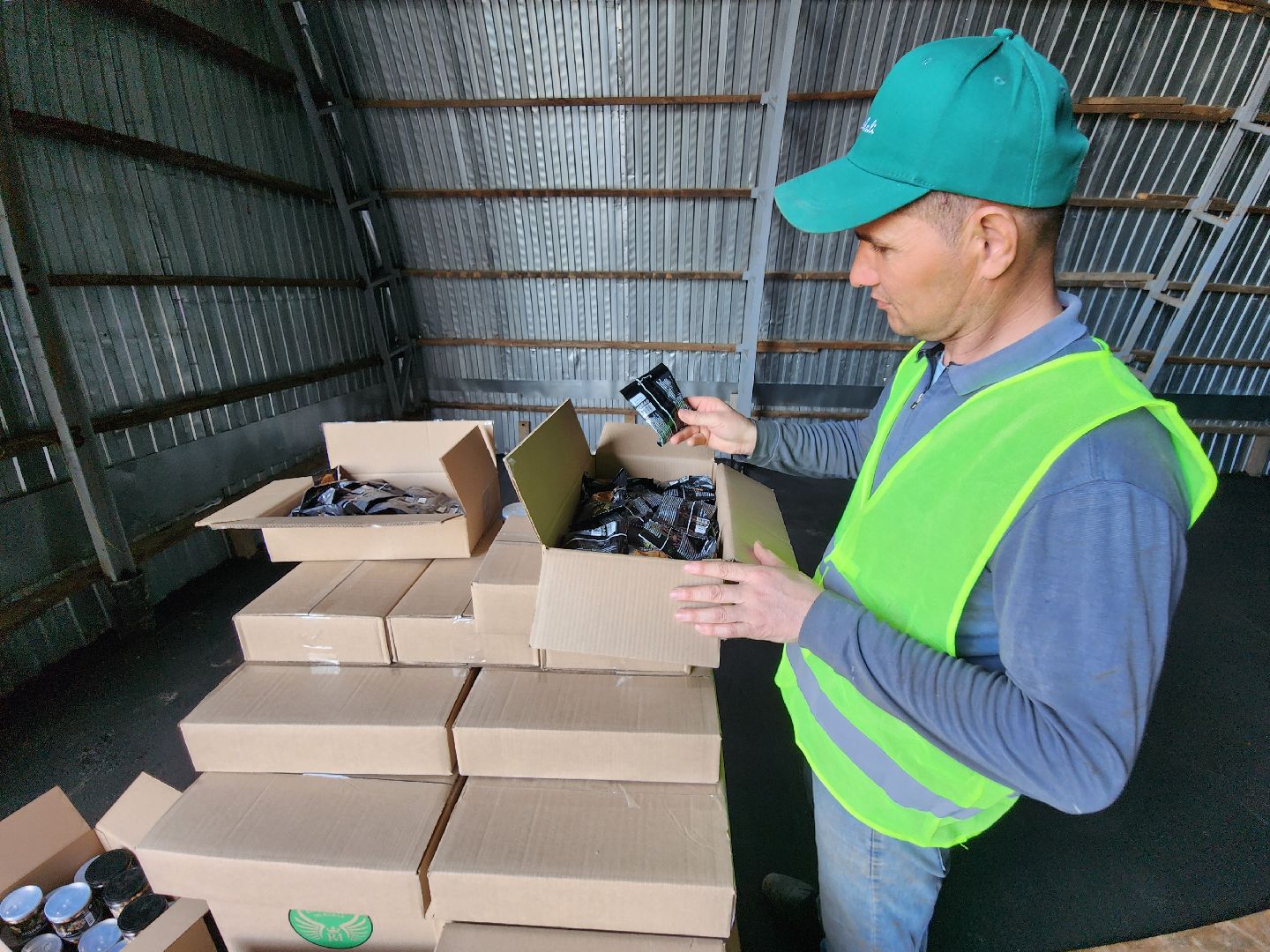 чехов, улица литейная, компания орбита, кондитерское производство, продукты здорового питания, орехи и сухофрукты, новая линейка продукции, финики с миндалем в глазури, вкус карамели, белый молочный темный шоколад,