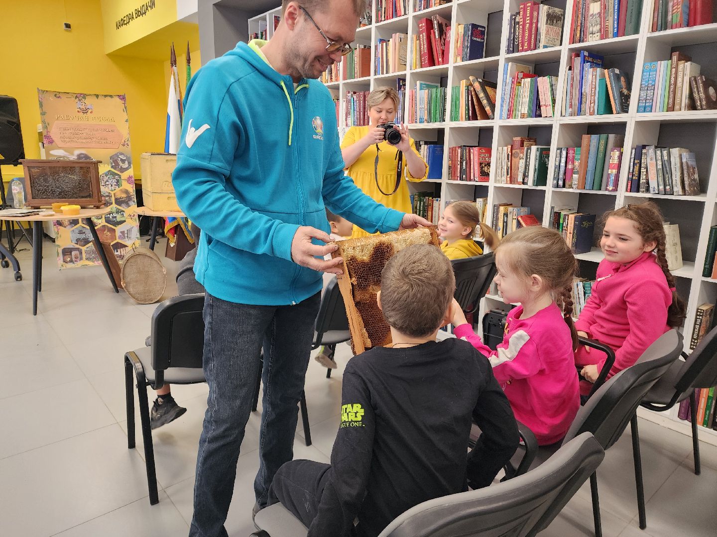 всемирный день пчеловодства, шатурский округ, пчеловоды россии,