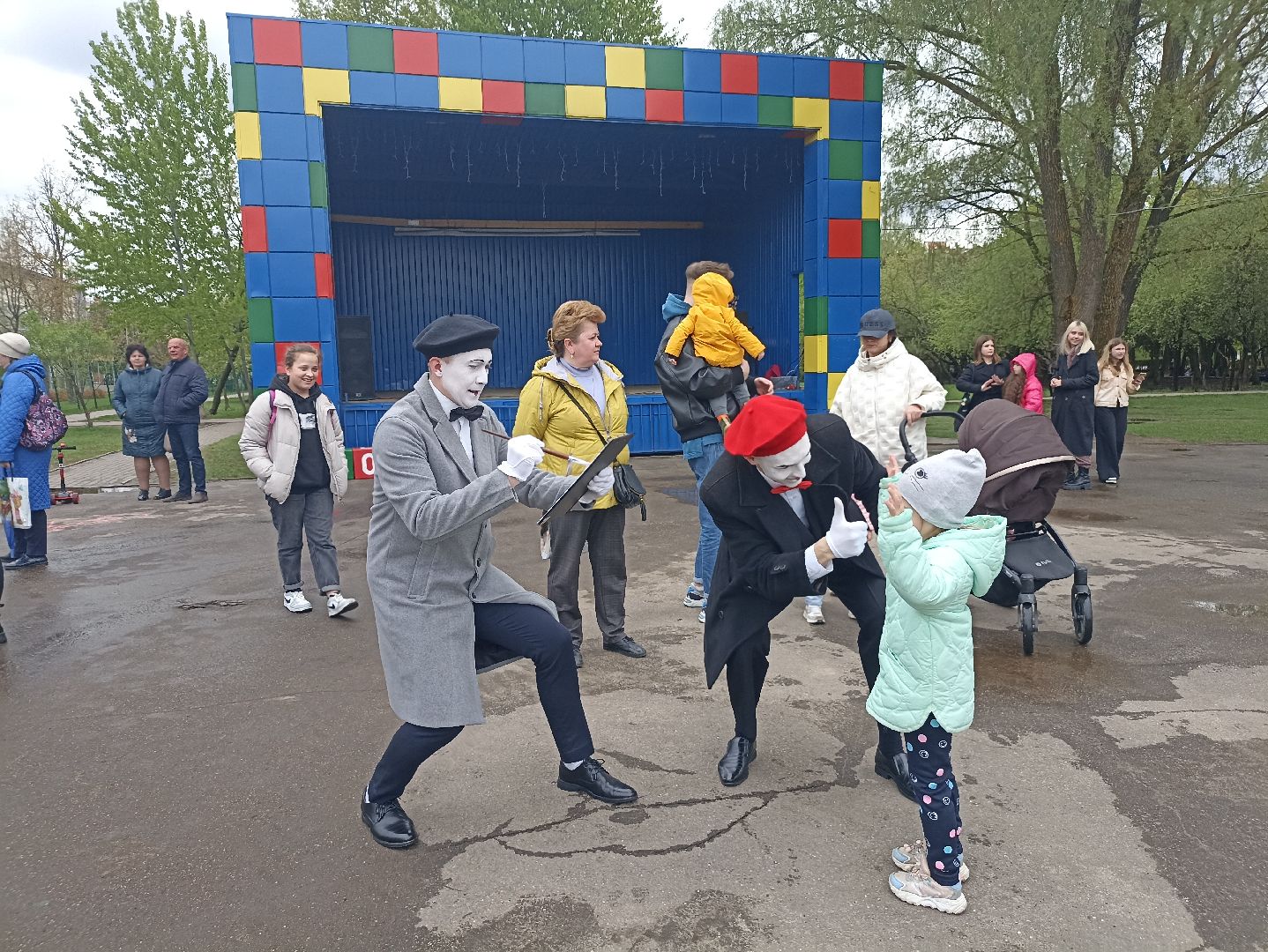 Серпухов, Подмосковье, первомай, парк, семья, дети