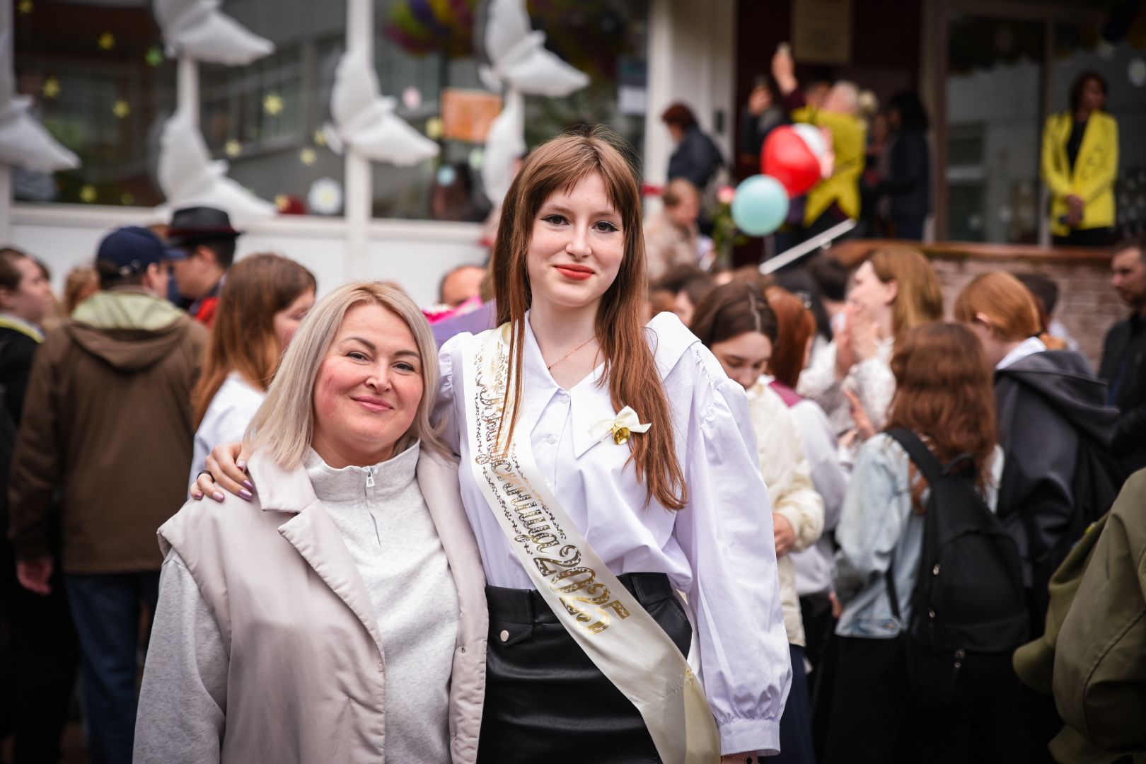 бронницы, последний звонок 9 класс, школа имени Тимофеева , бронницкие девятиклассники ,