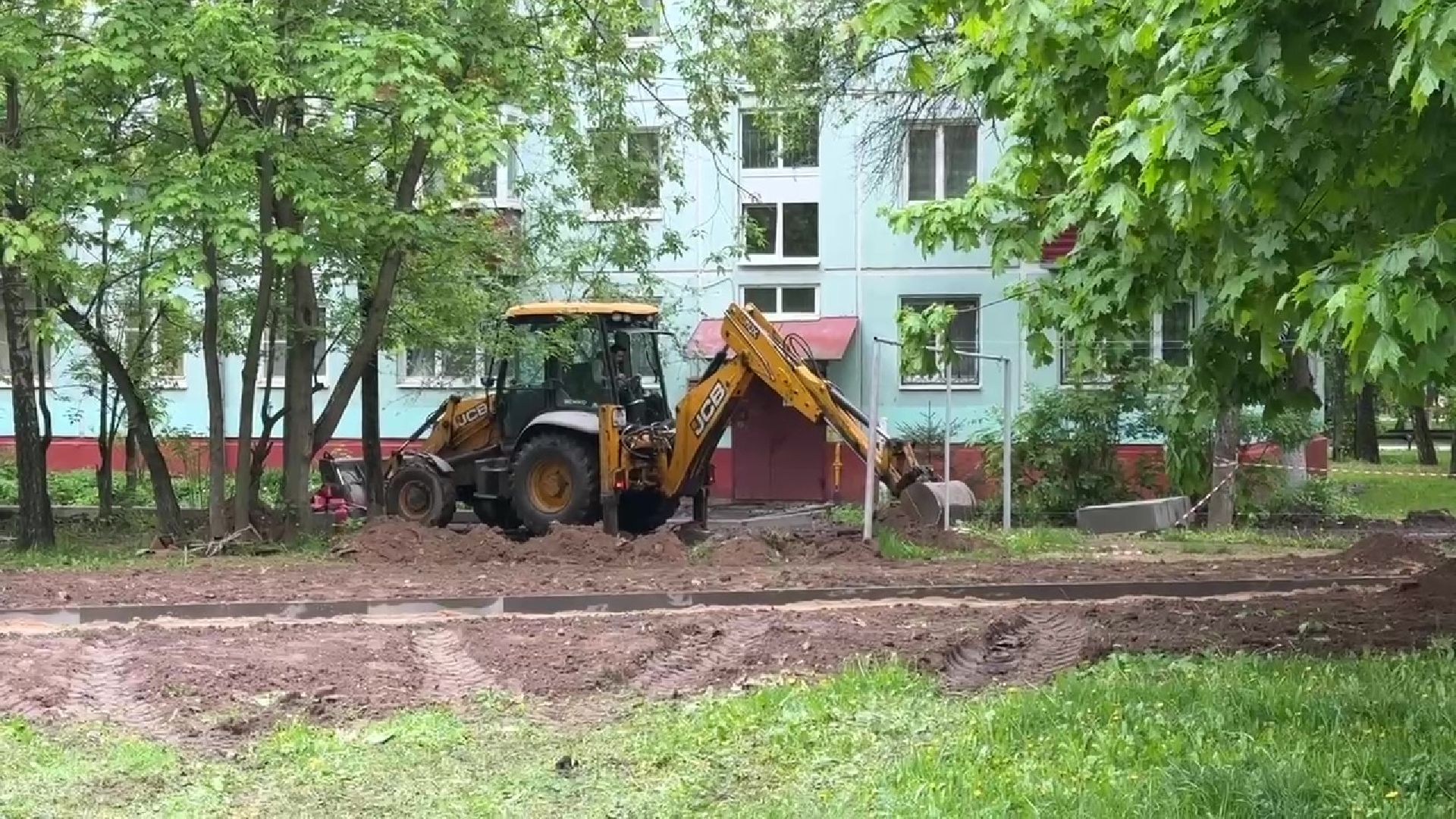 Реутов, благоустройство, комфортная городская среда, дорожки, асфальт, бордюры,