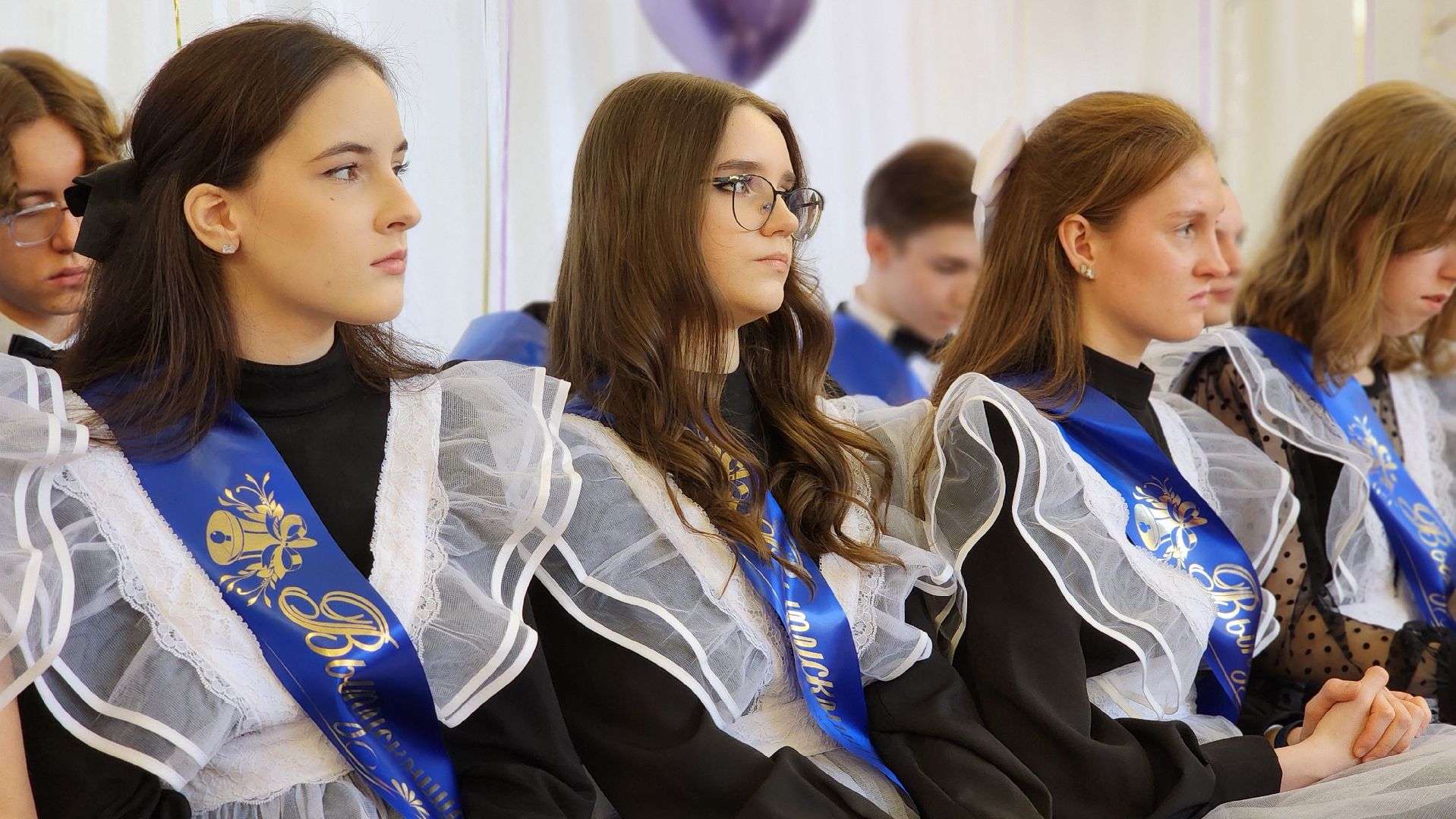 последний звонок, выпускники, гимназия, ногинск, богородский городской округ,