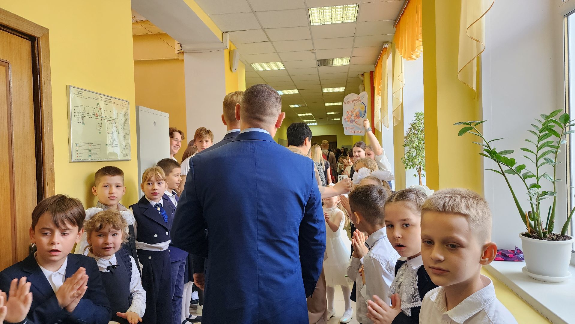 последний звонок, выпускники, гимназия, ногинск, богородский городской округ,