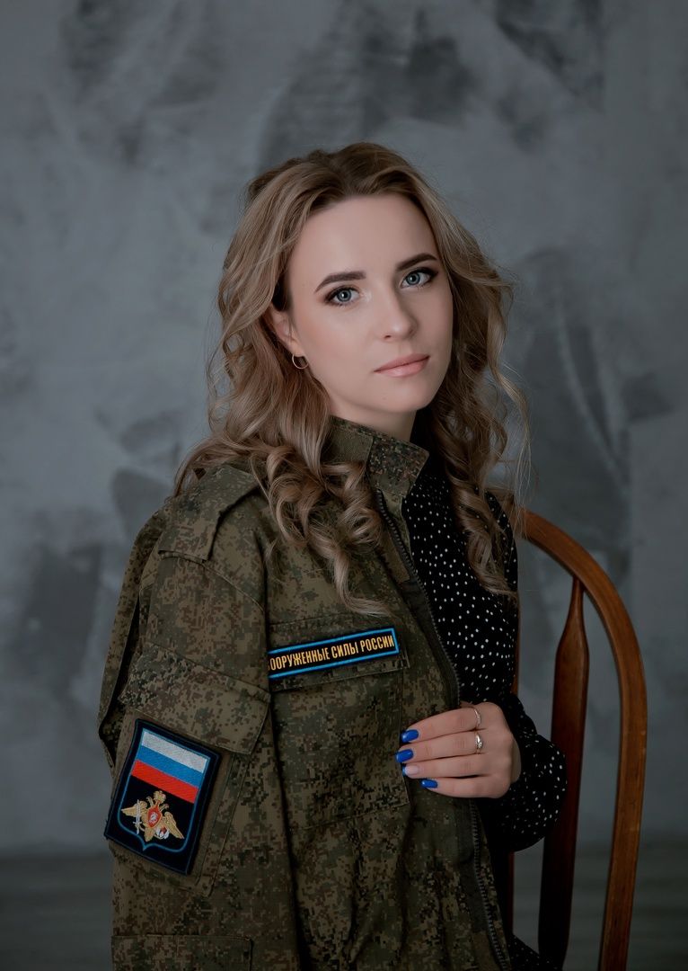 Жены Героев, Серебряные Пруды, Кристина Хохлова