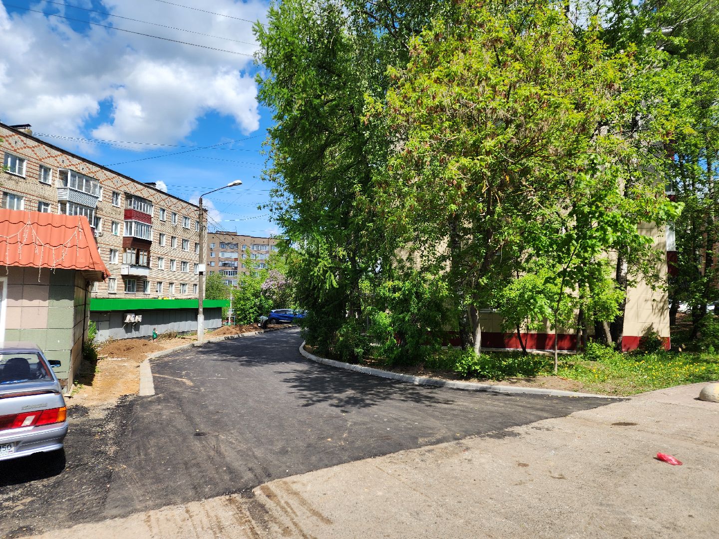 чехов, улица чехова, дворы, комплексное благоустройство, обновление, ремонт, парковки, проезды, пешеходные дорожки, спортивная площадка, зоны отдыха, скамейки, освещение, формирование комфортной городской среды,