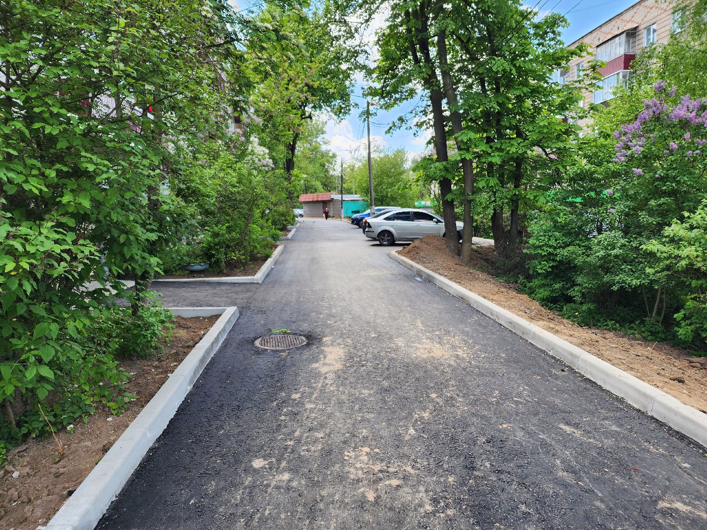 чехов, улица чехова, дворы, комплексное благоустройство, обновление, ремонт, парковки, проезды, пешеходные дорожки, спортивная площадка, зоны отдыха, скамейки, освещение, формирование комфортной городской среды,