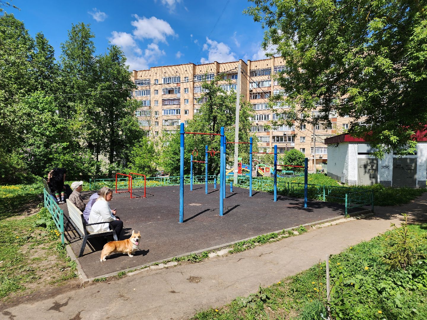 чехов, улица чехова, дворы, комплексное благоустройство, обновление, ремонт, парковки, проезды, пешеходные дорожки, спортивная площадка, зоны отдыха, скамейки, освещение, формирование комфортной городской среды,