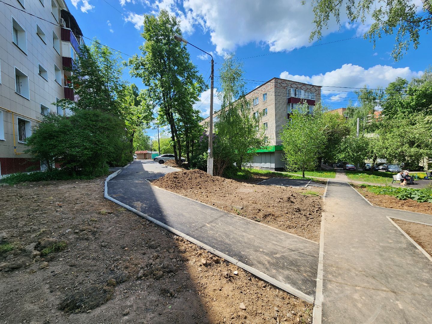 чехов, улица чехова, дворы, комплексное благоустройство, обновление, ремонт, парковки, проезды, пешеходные дорожки, спортивная площадка, зоны отдыха, скамейки, освещение, формирование комфортной городской среды,