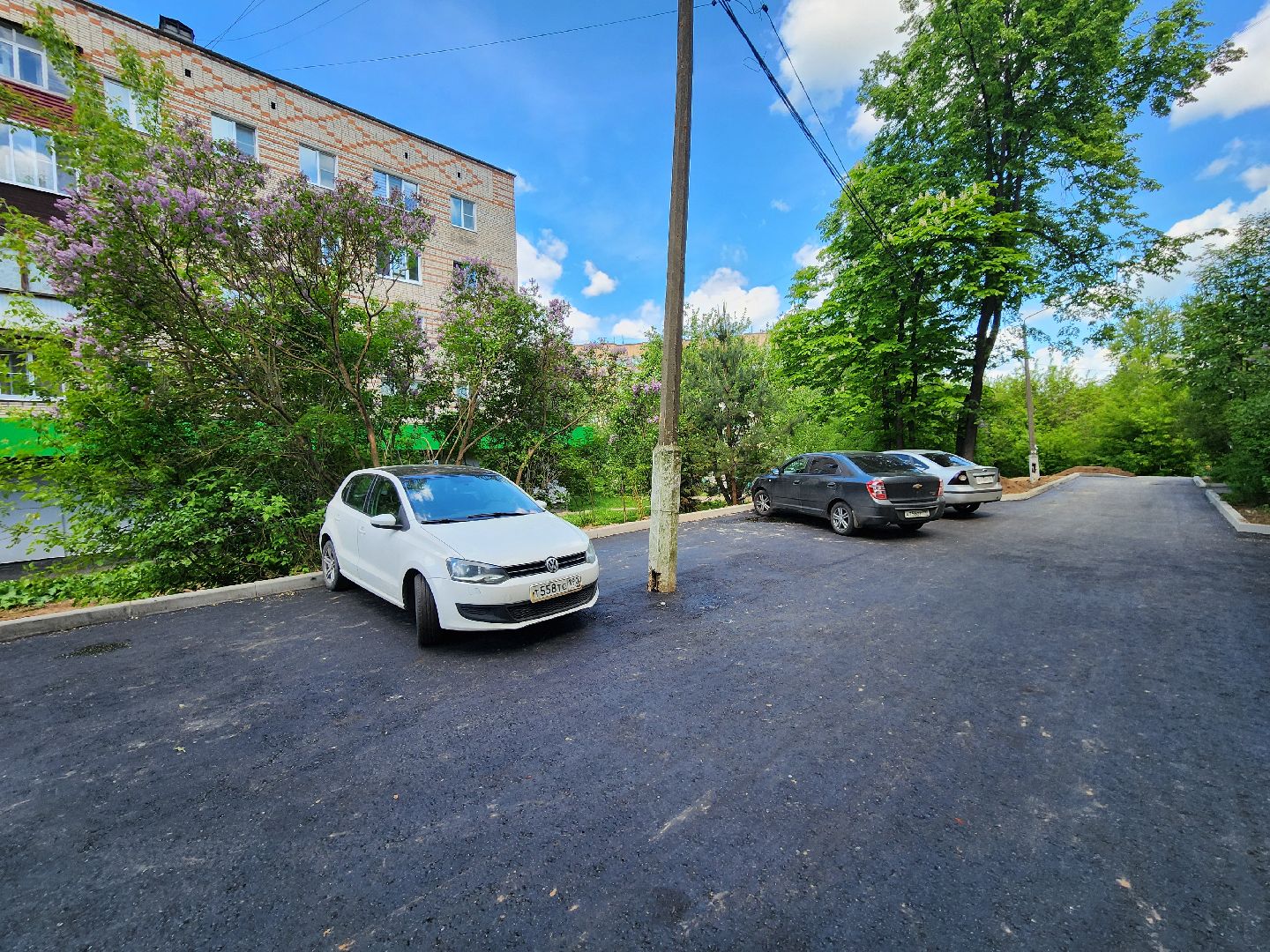 чехов, улица чехова, дворы, комплексное благоустройство, обновление, ремонт, парковки, проезды, пешеходные дорожки, спортивная площадка, зоны отдыха, скамейки, освещение, формирование комфортной городской среды,