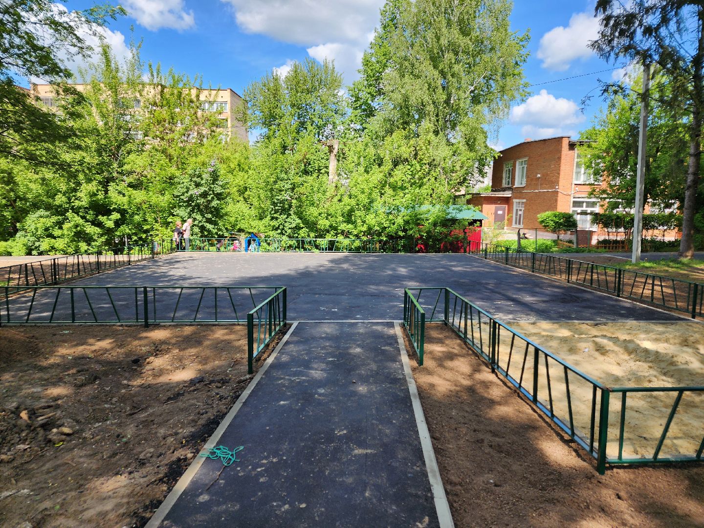 чехов, улица чехова, дворы, комплексное благоустройство, обновление, ремонт, парковки, проезды, пешеходные дорожки, спортивная площадка, зоны отдыха, скамейки, освещение, формирование комфортной городской среды,