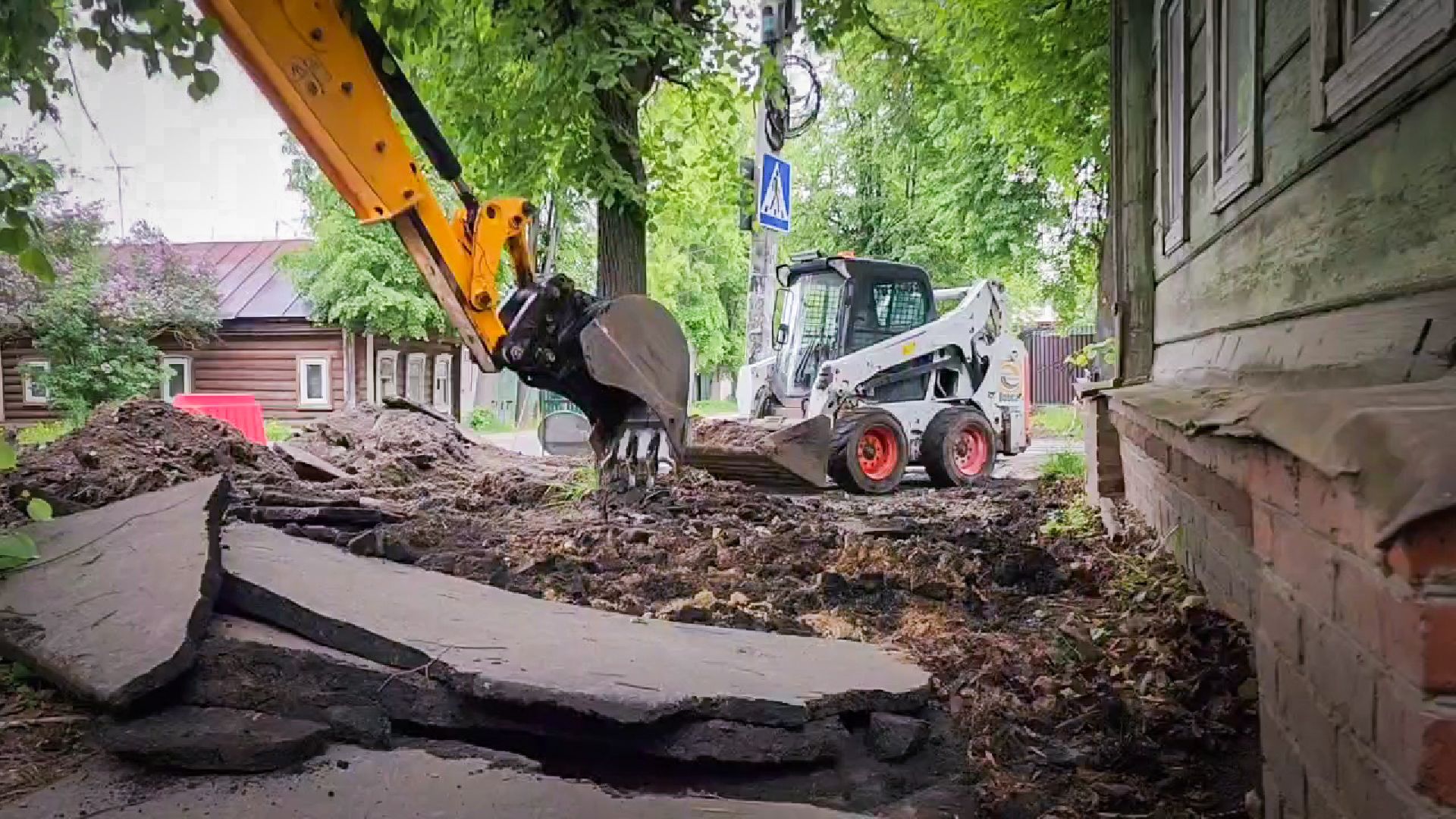 бронницы, ремонт дороги , ремонт тротуара в Каширском переулке ,