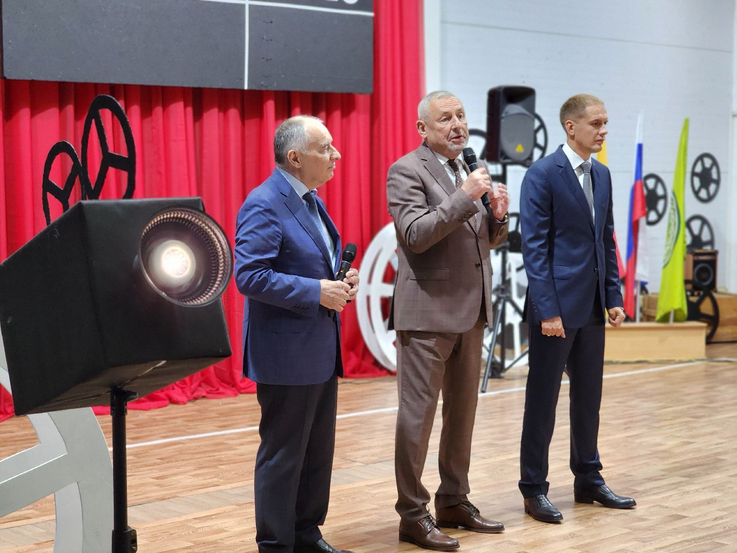 последний звонок, выпускники 2025, образование, ногинск, богородский городской округ,