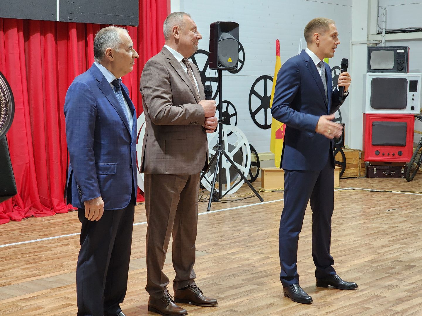 последний звонок, выпускники 2025, образование, ногинск, богородский городской округ,