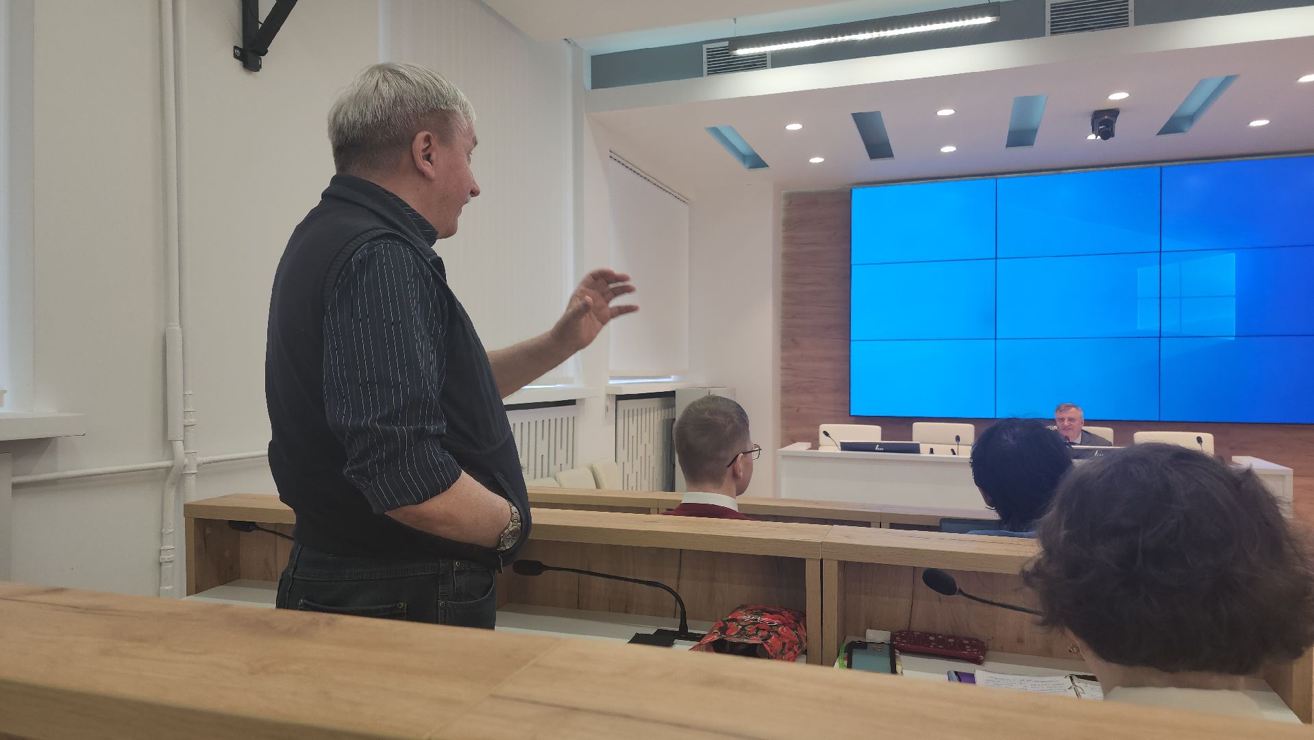 долгопрудный, мфти, 20-ти томник истории России, история подмосковья, историк Виктор Захаров,