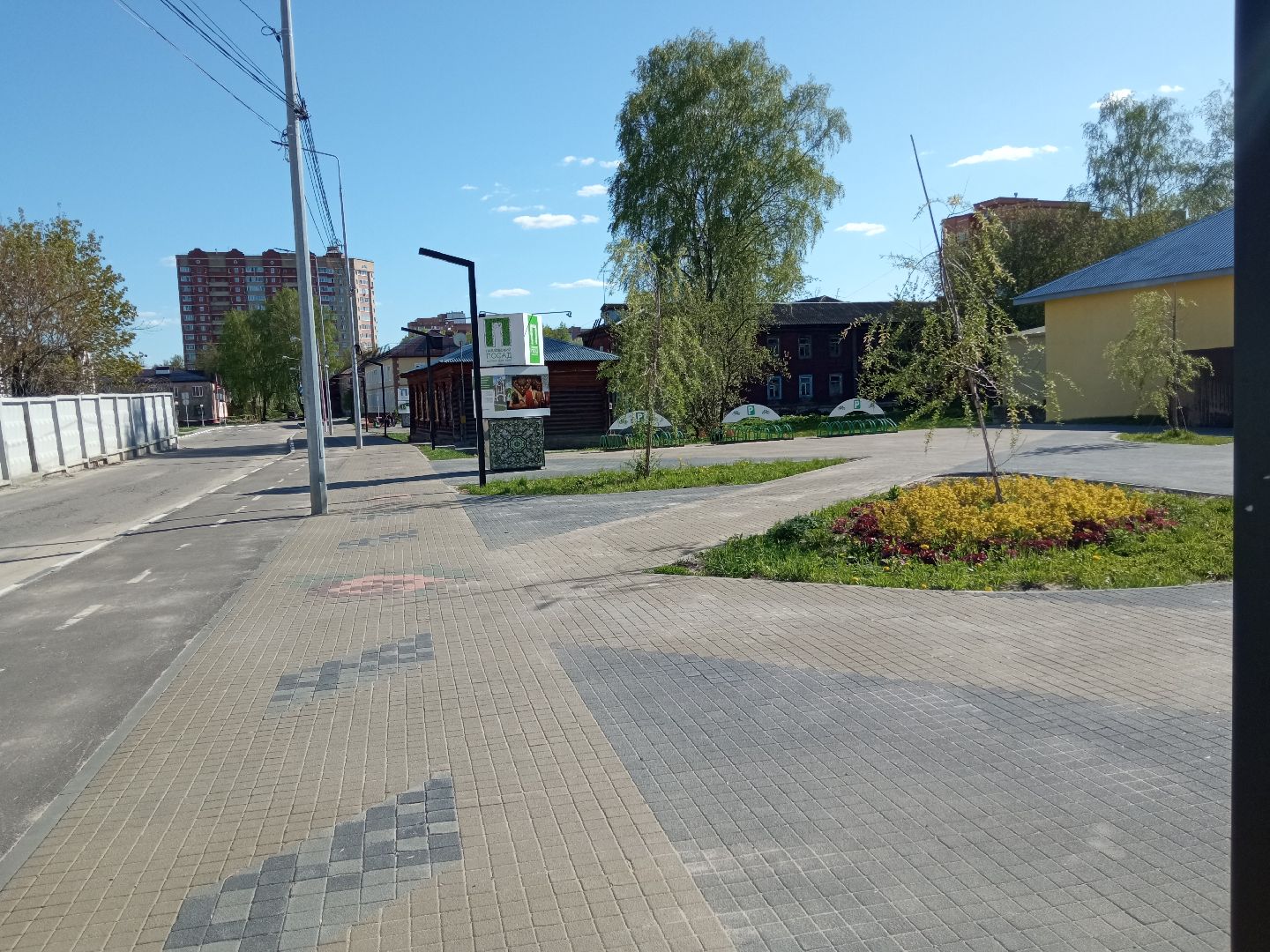 Павловский Посад, городской округ Павловский Посад, платки, туристы, пешеходная зона