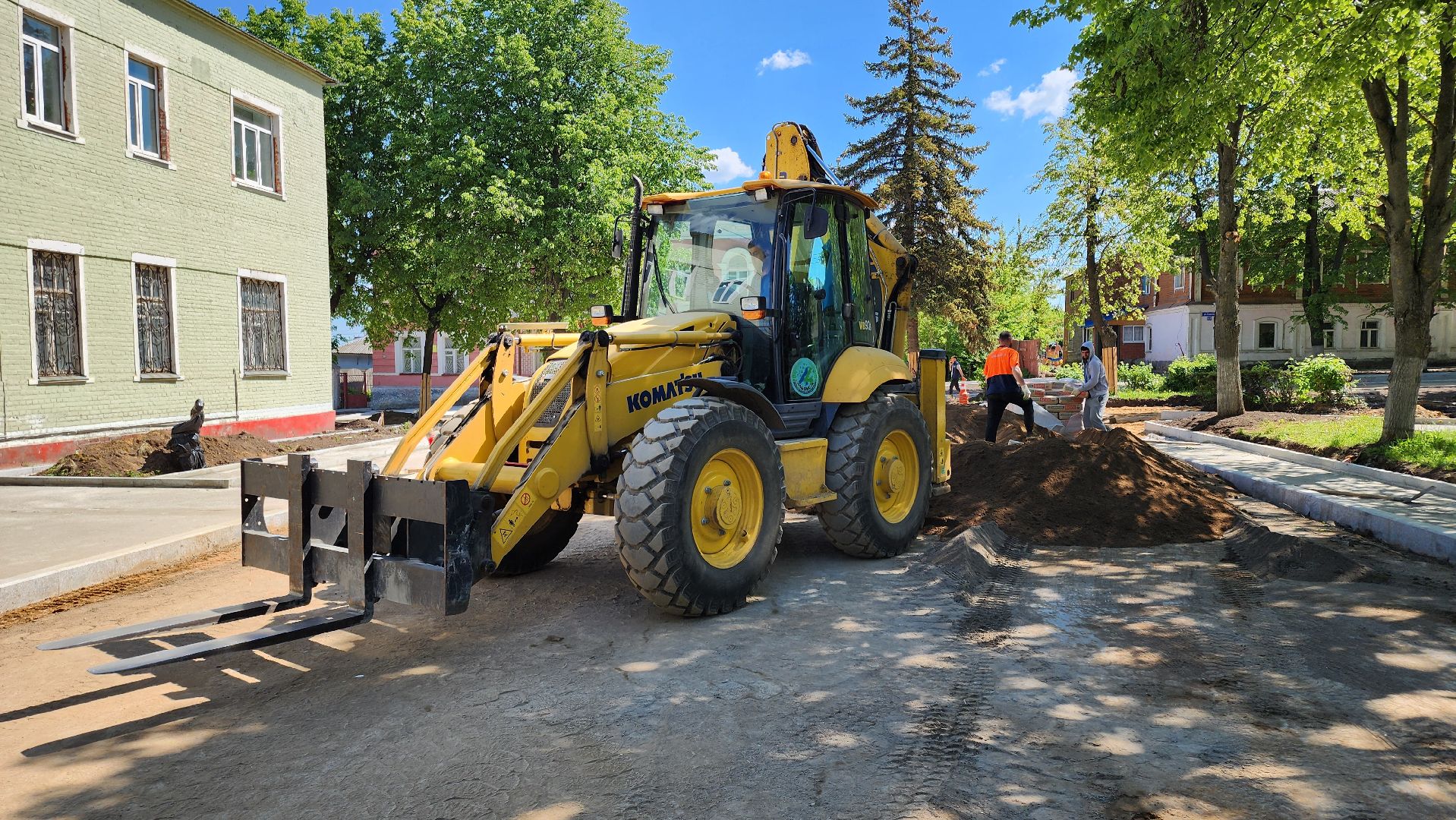 кашира, благоустройство, исторический центр, тротуарная плитка, сквер, бордюры, сухой фонтан,