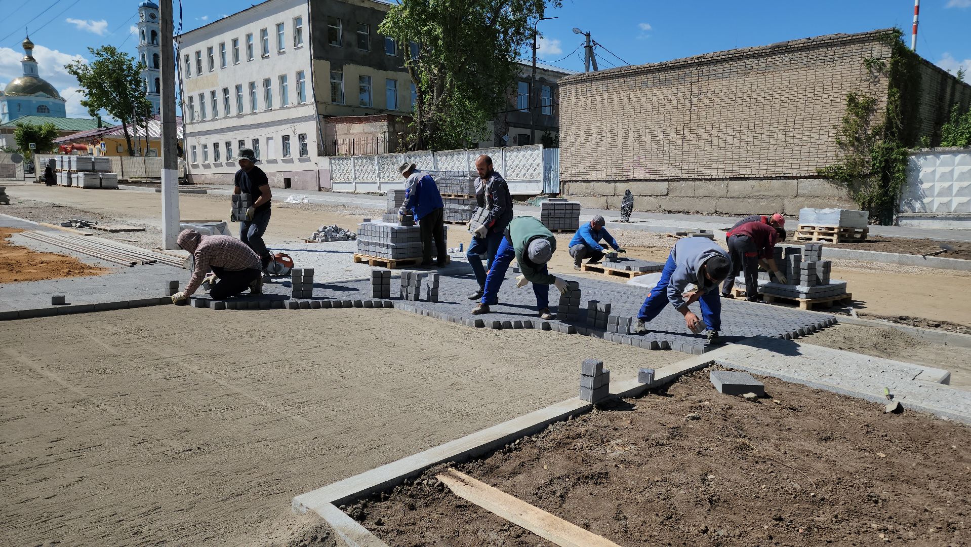 кашира, благоустройство, исторический центр, тротуарная плитка, сквер, бордюры, сухой фонтан,