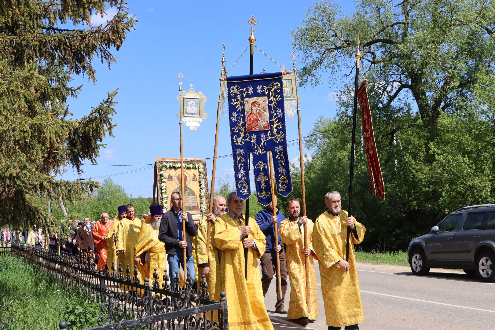 серебряные пруды, никольский храм 190 лет,