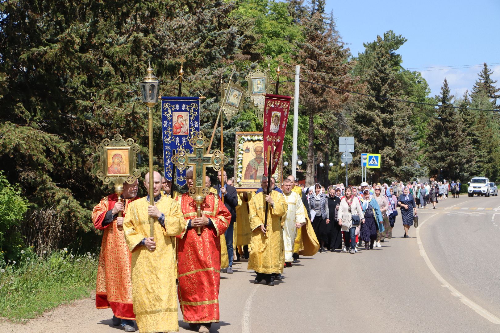 серебряные пруды, никольский храм 190 лет,