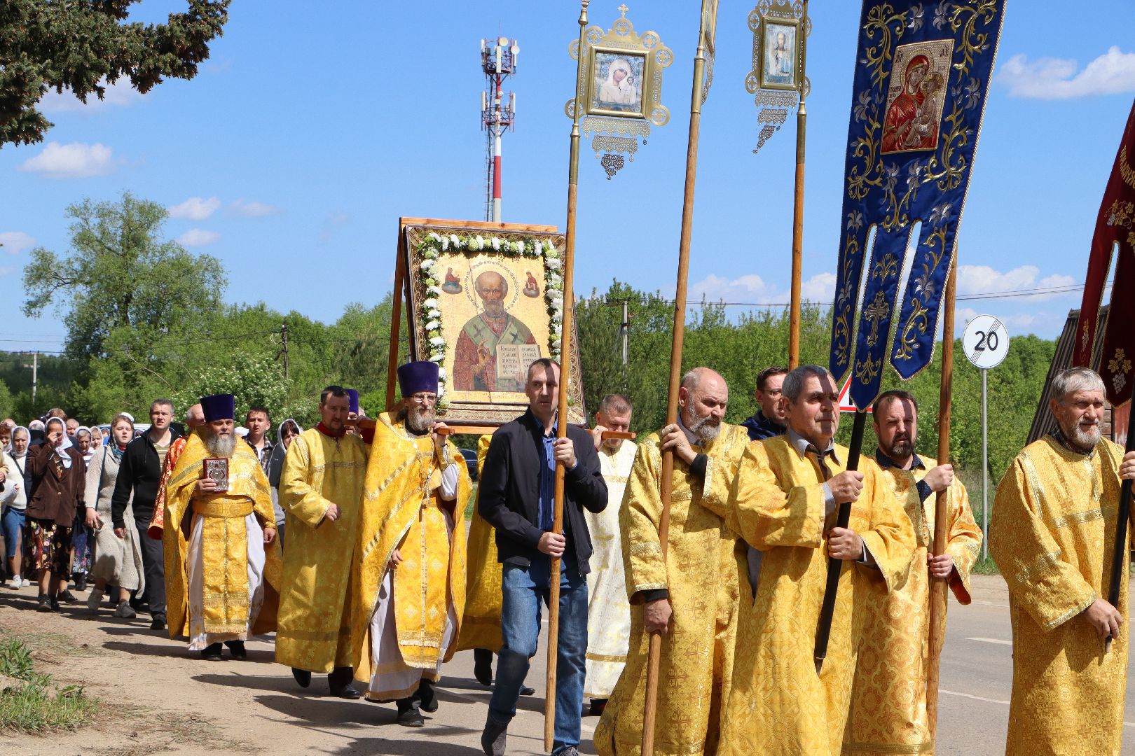 серебряные пруды, никольский храм 190 лет,