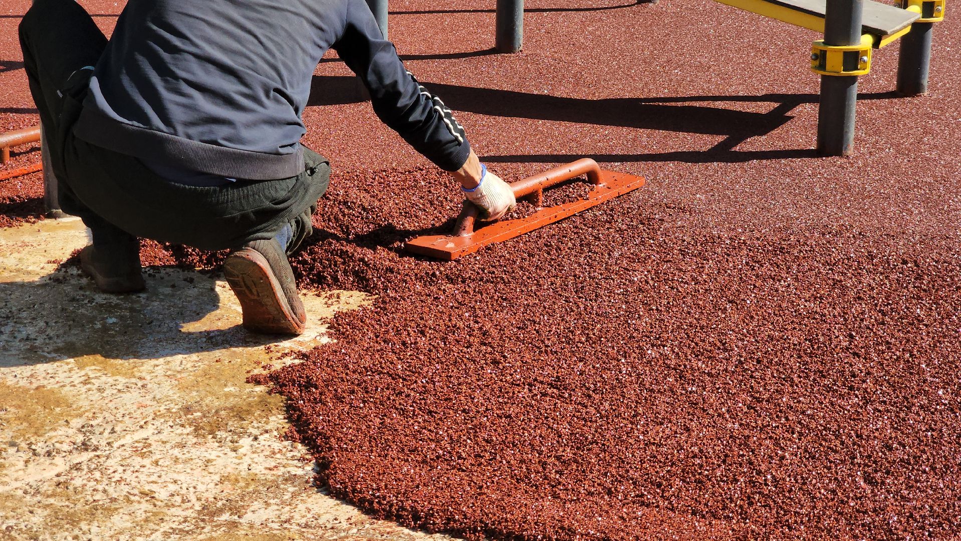 Резиновое покрытие , спортивная площадка, Лобня,