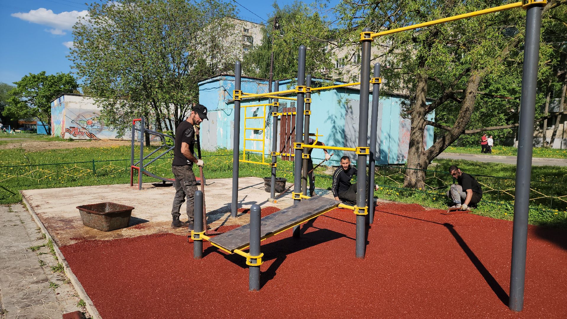 Резиновое покрытие , спортивная площадка, Лобня,