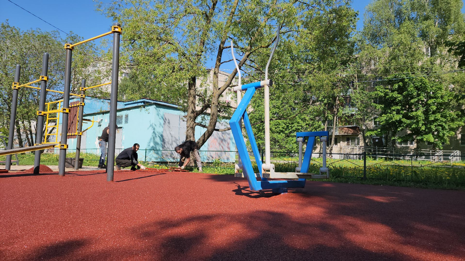 Резиновое покрытие , спортивная площадка, Лобня,