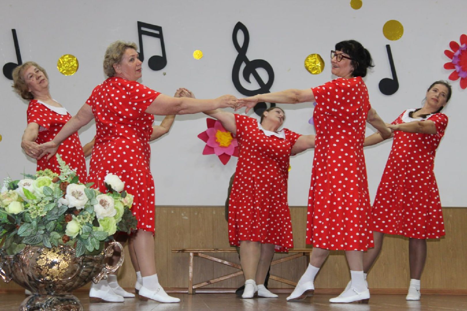 Победа у каждого в сердце живет, серебряные пруды, активное долголетие,