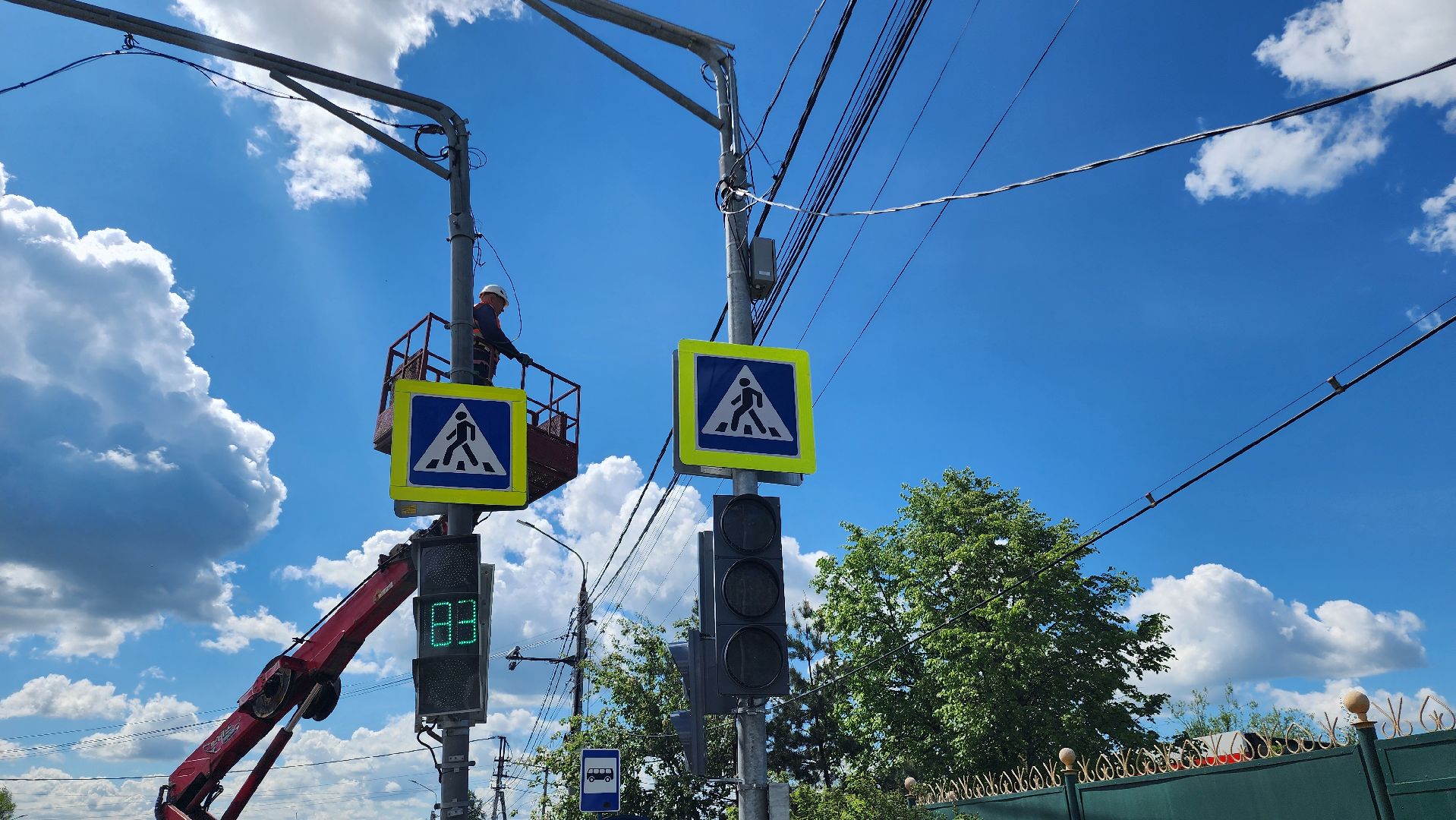 светофор, замена , консоль, столб, электричество , переход, пешеходный переход, домодедово, каширское шоссе ,