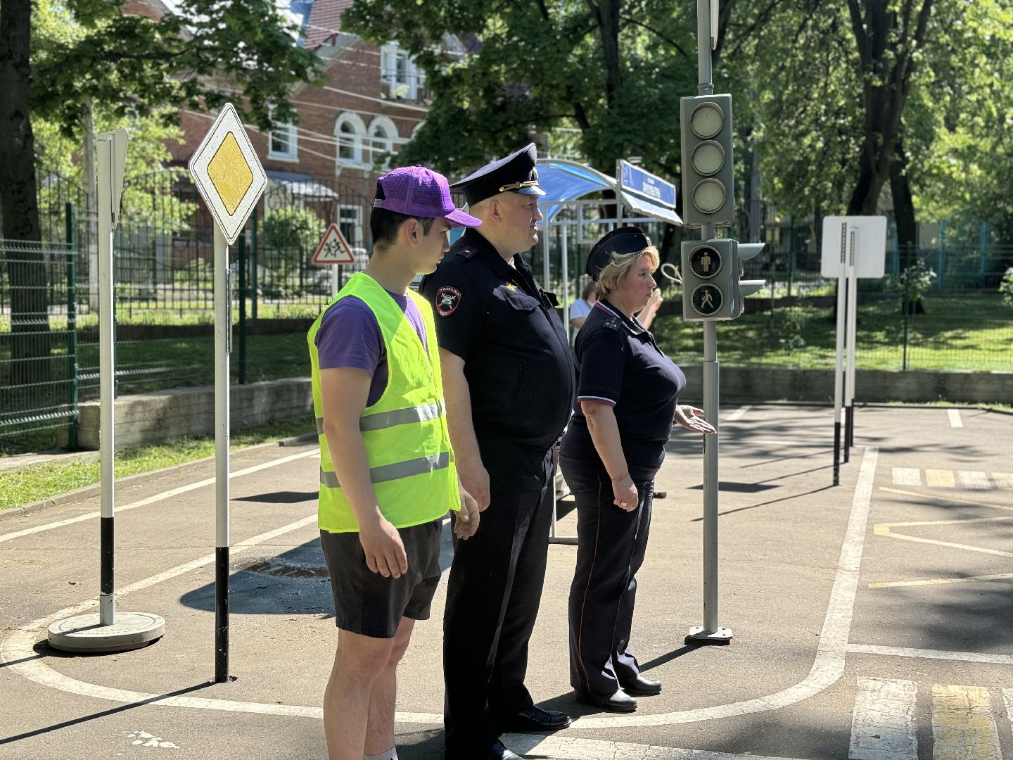 внимание дети, правила безопасности дорожного движения, сотрудники гибдд, ленинский городской округ, центральный парк видного, школьники ,