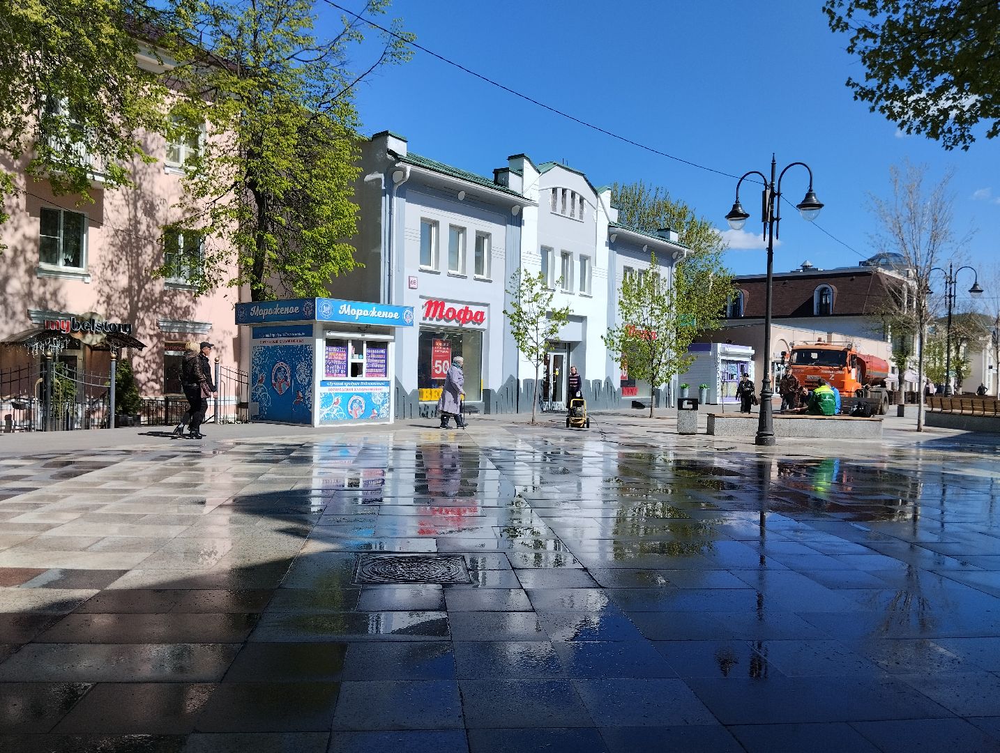 Благоустройство, уборка территорий, коммунальные службы, промывка тротуаров, Ногинск