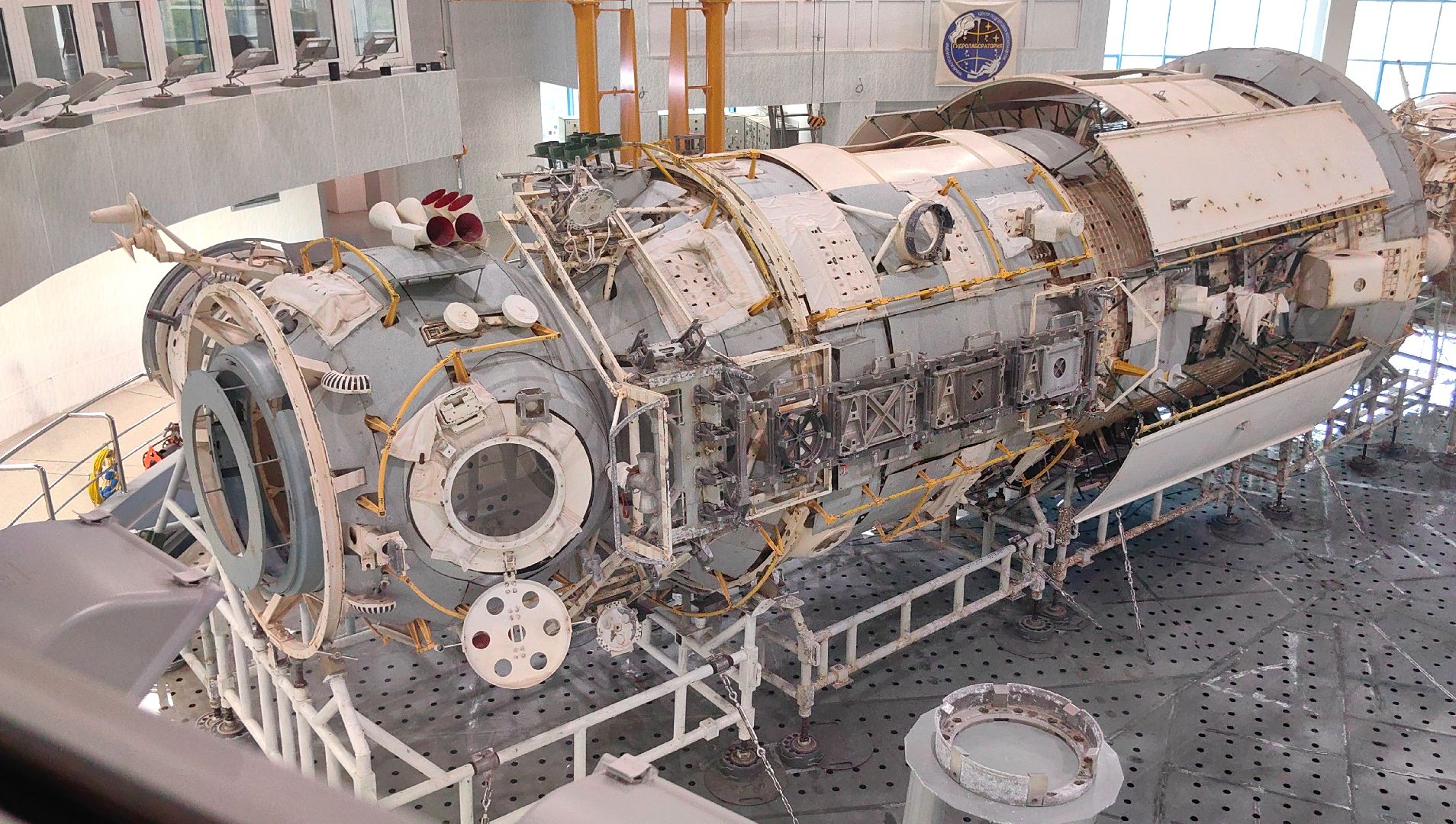 сурдокамера, спускаемый аппарат, капсула, Центр подготовки космонавтов, центрифуга, невесомость,