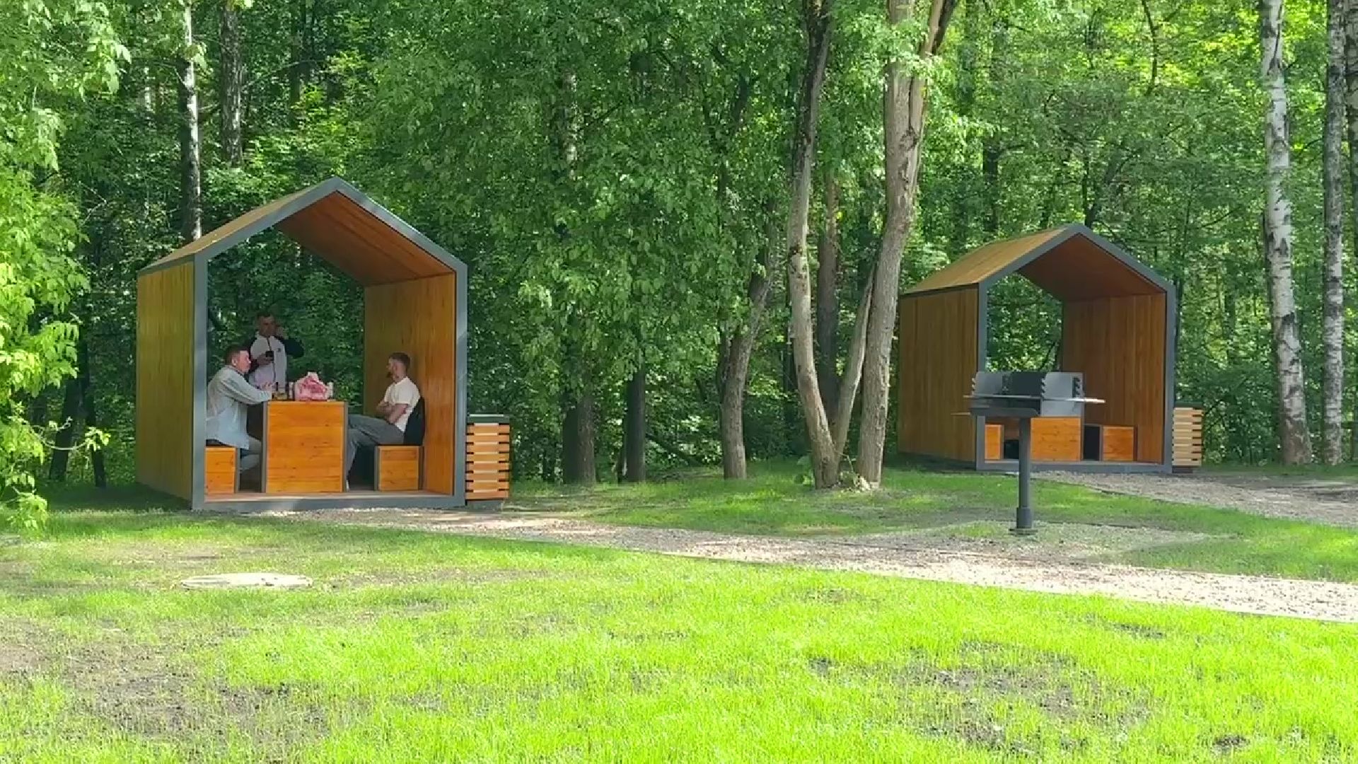 реутов, зона шашлыков, жарим мясо, беседки,