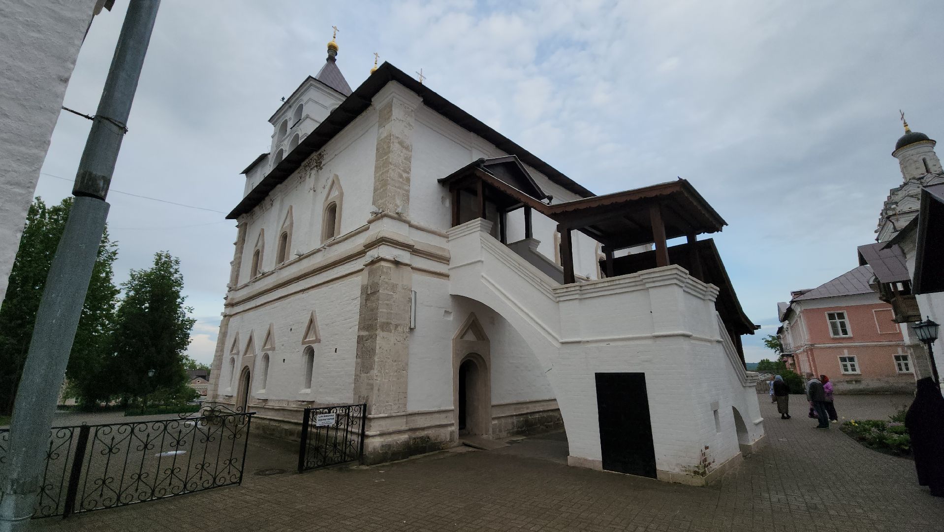 серпухов, владычная слобода, женский монастырь, монастыринг, туризм в монастыре, улица октябрьская,