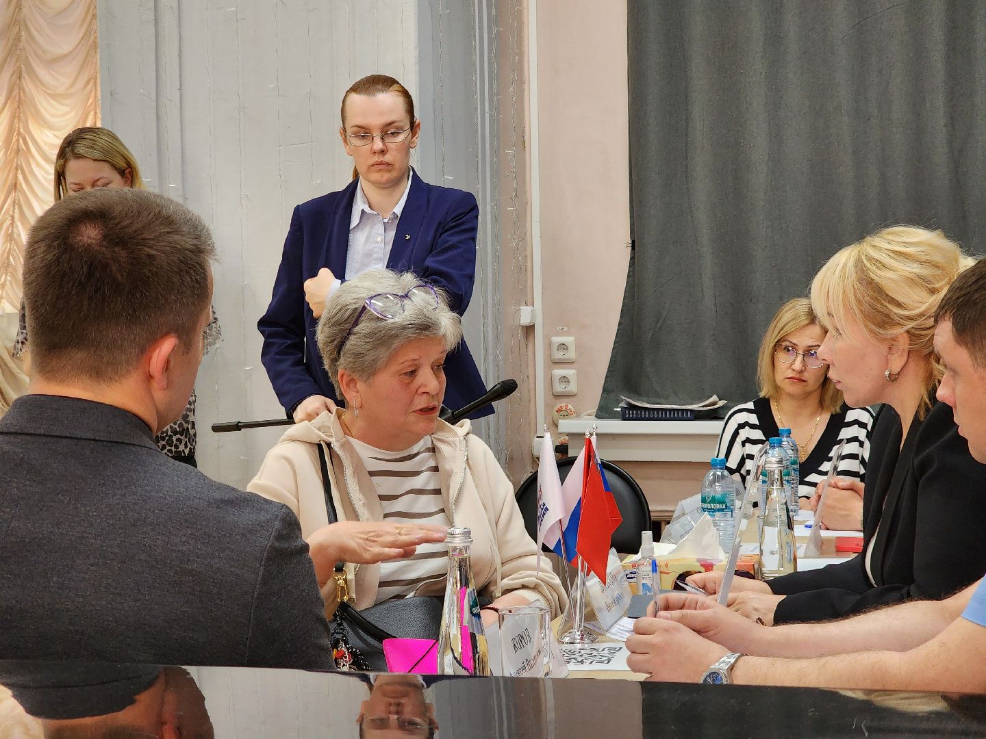 электросталь, выездная администиация, жители, власть, семьи участников сво, жкх, ремонт подъезда,