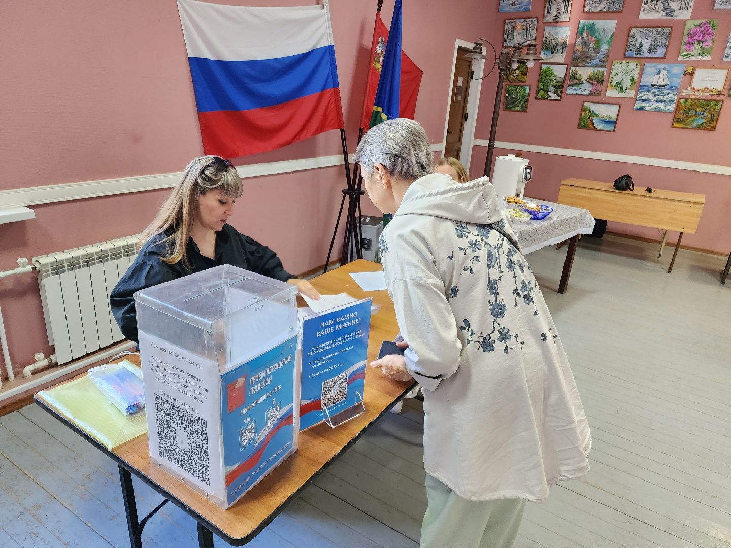 чехов, выездная администрация, встреча с жителями, обращения граждан, улица чехова, жилой дом, ремонт в подъезде, уборка в подъезде, содержание жилого дома, мбу чеховское благоустройство, глава округа михаил собакин,