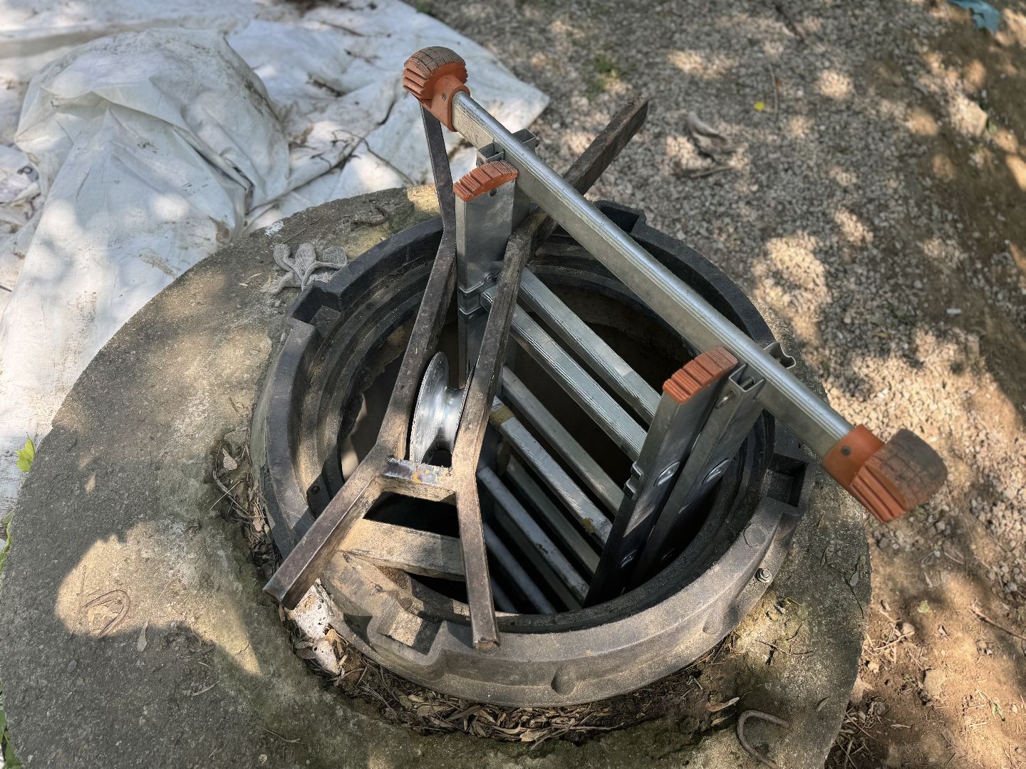 благоустройство территории, расчистка оврага , ленинский городской округ,коммунальные службы,