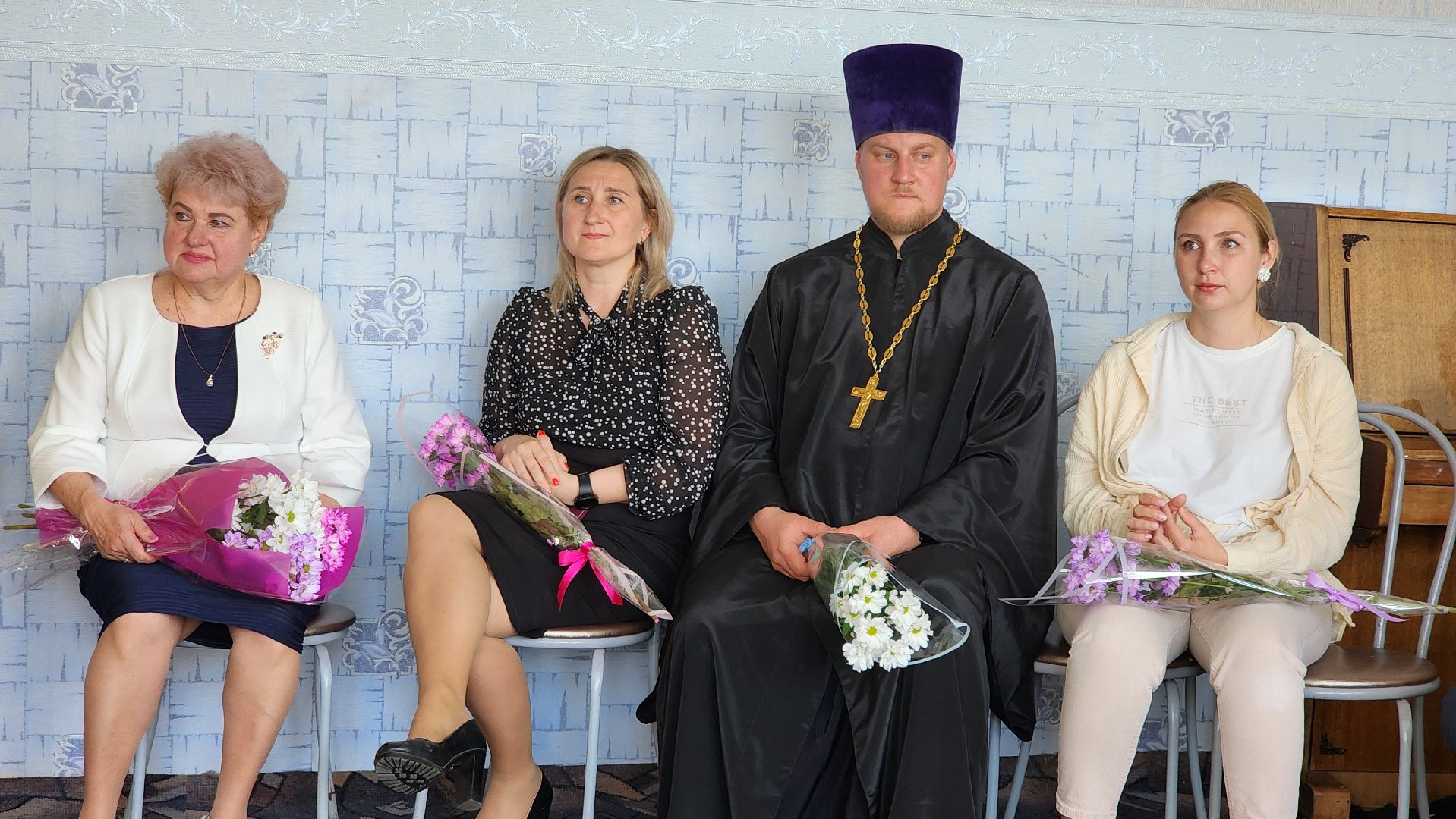 Белоомут , Последний звонок ,