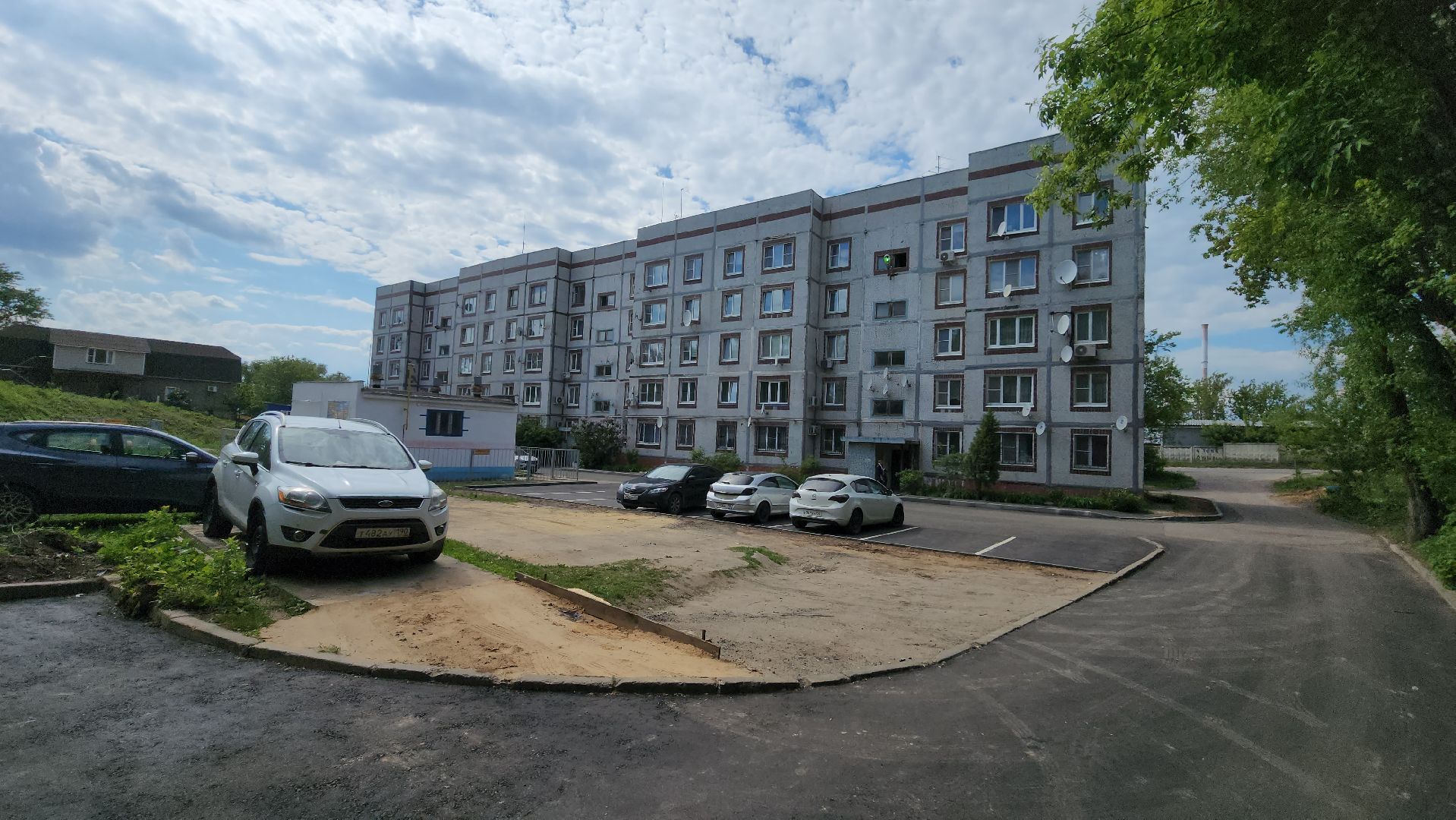 кашира, благоустройство, комплексное благоустройство дворов, асфальт, бордюры, входные группы, парковка,