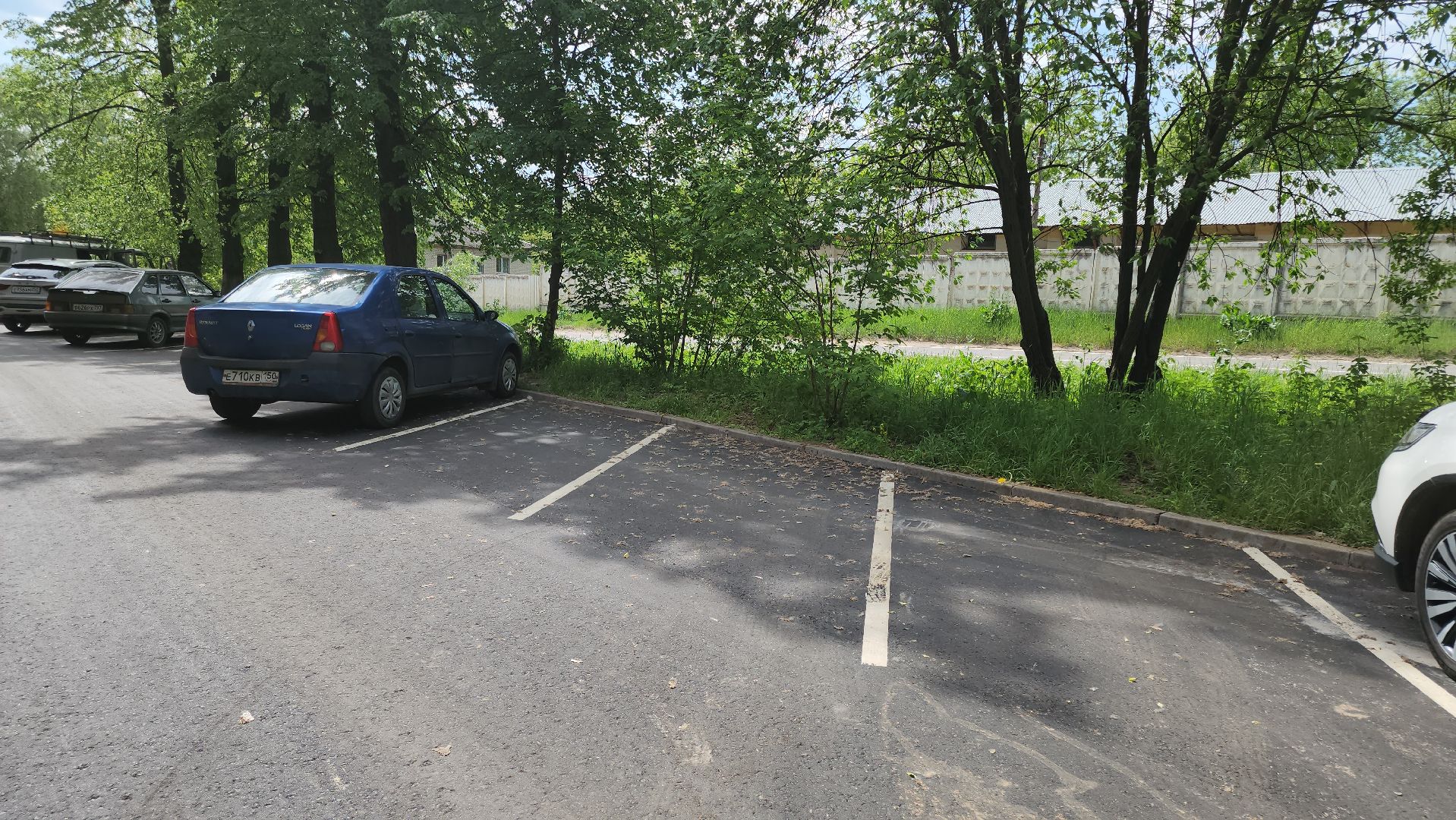 кашира, благоустройство, комплексное благоустройство дворов, асфальт, бордюры, входные группы, парковка,