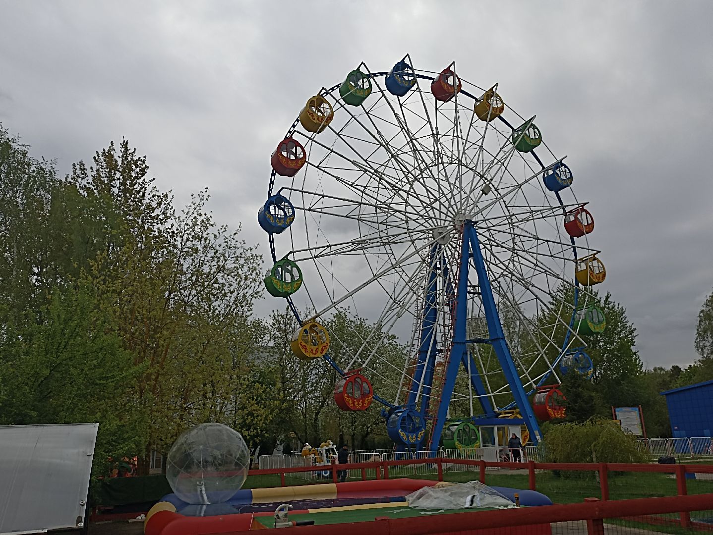 Серпухов, Подмосковье, дети, парк, аттракционы, весна, семья