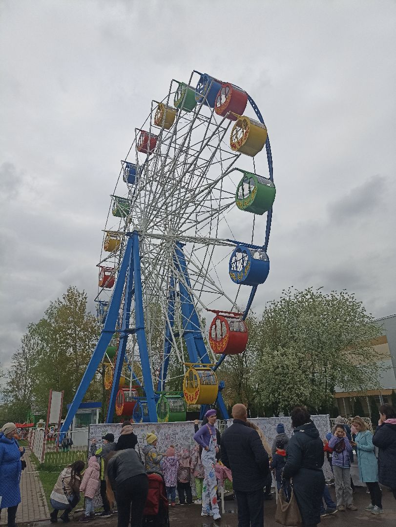 Серпухов, Подмосковье, дети, парк, аттракционы, весна, семья