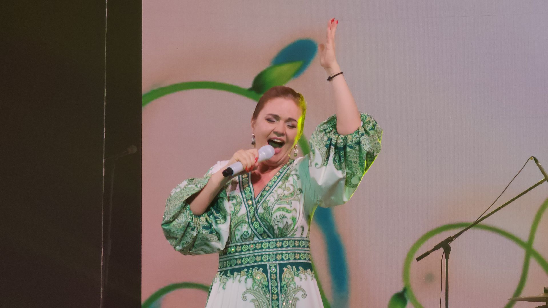 Концерт ко дню химика, Заслуженная артистка России, щелково агрохим,